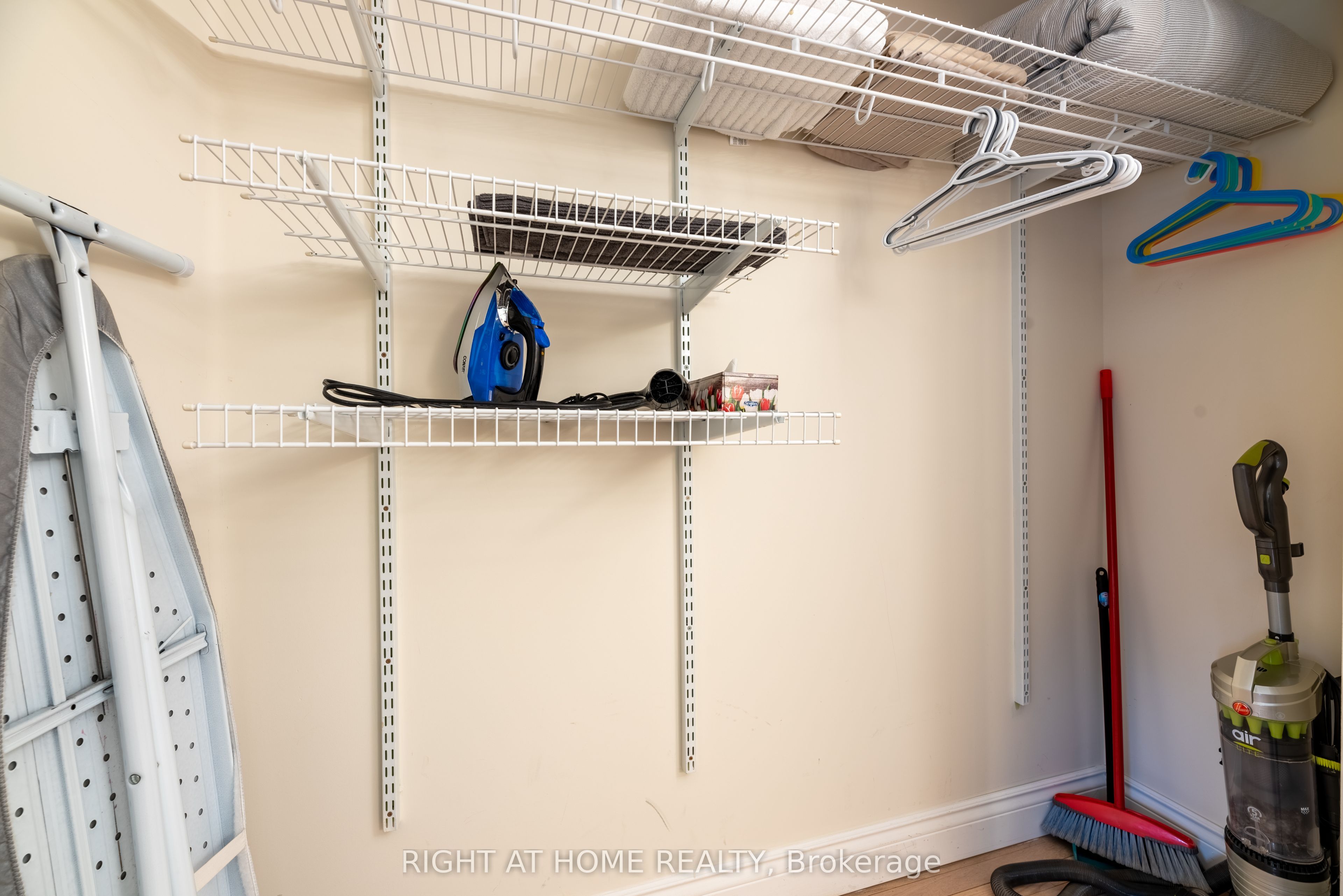120 Wright Street Property Photo 16