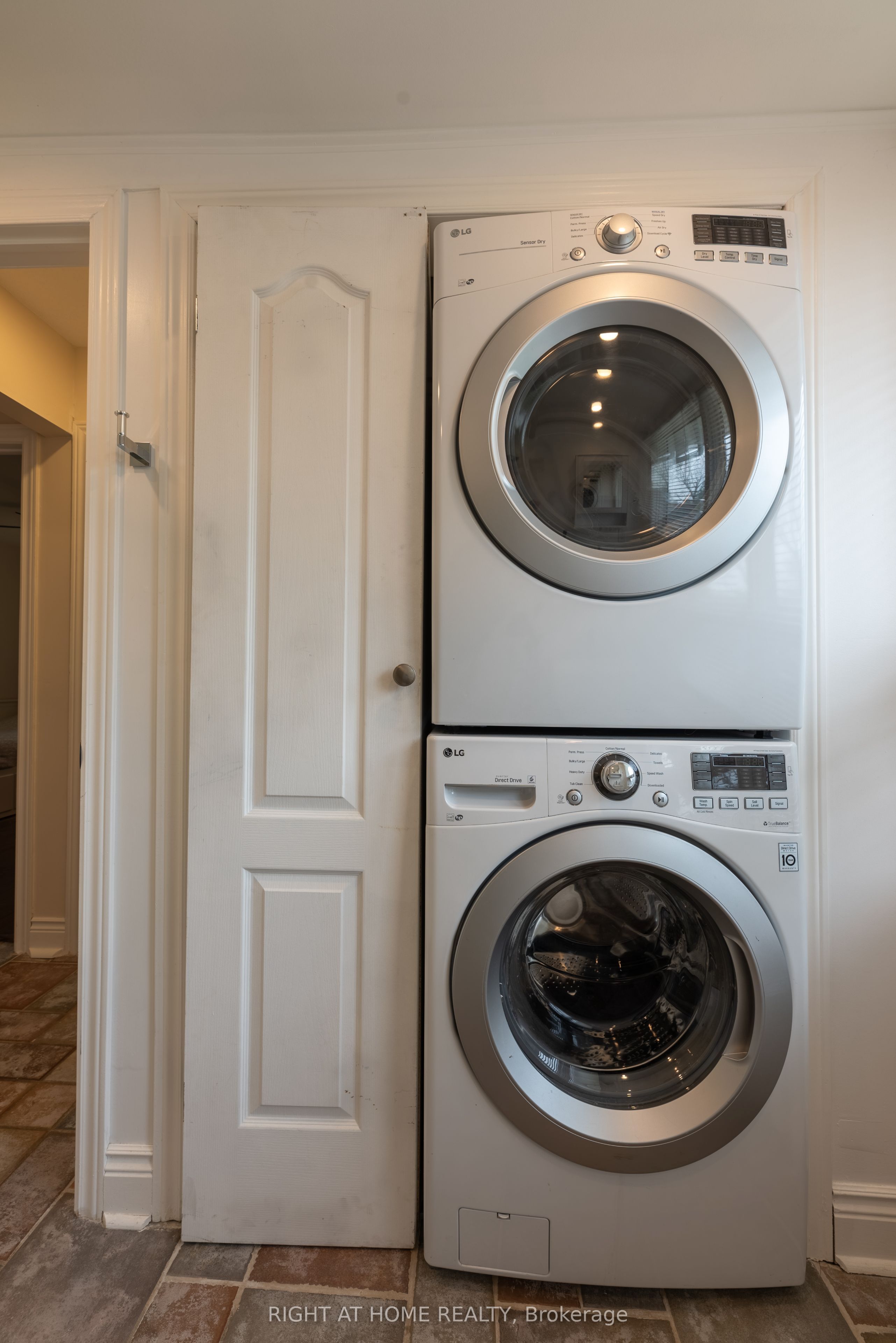 120 Wright Street Property Photo 29