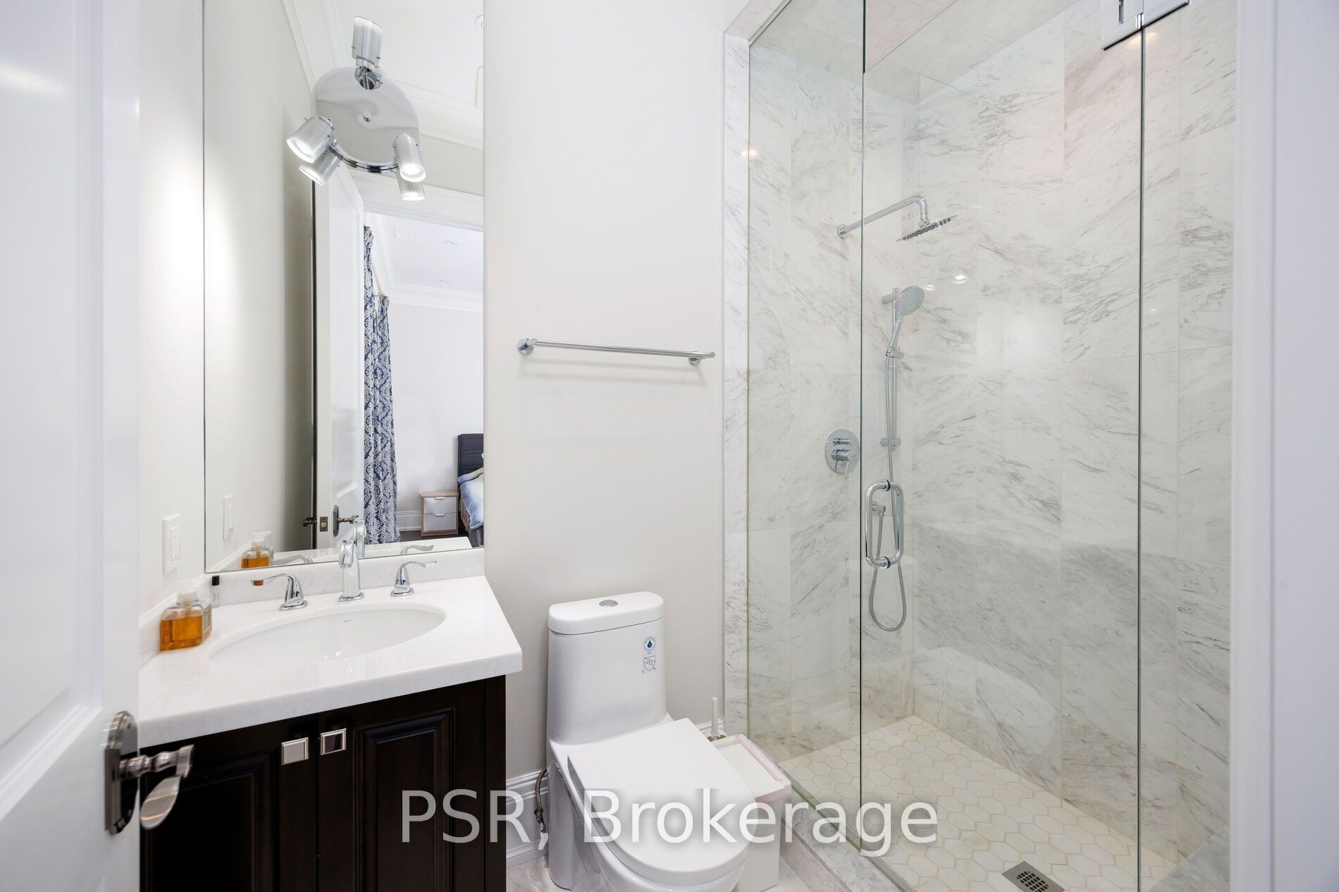 22 Ida Street Property Photo 33