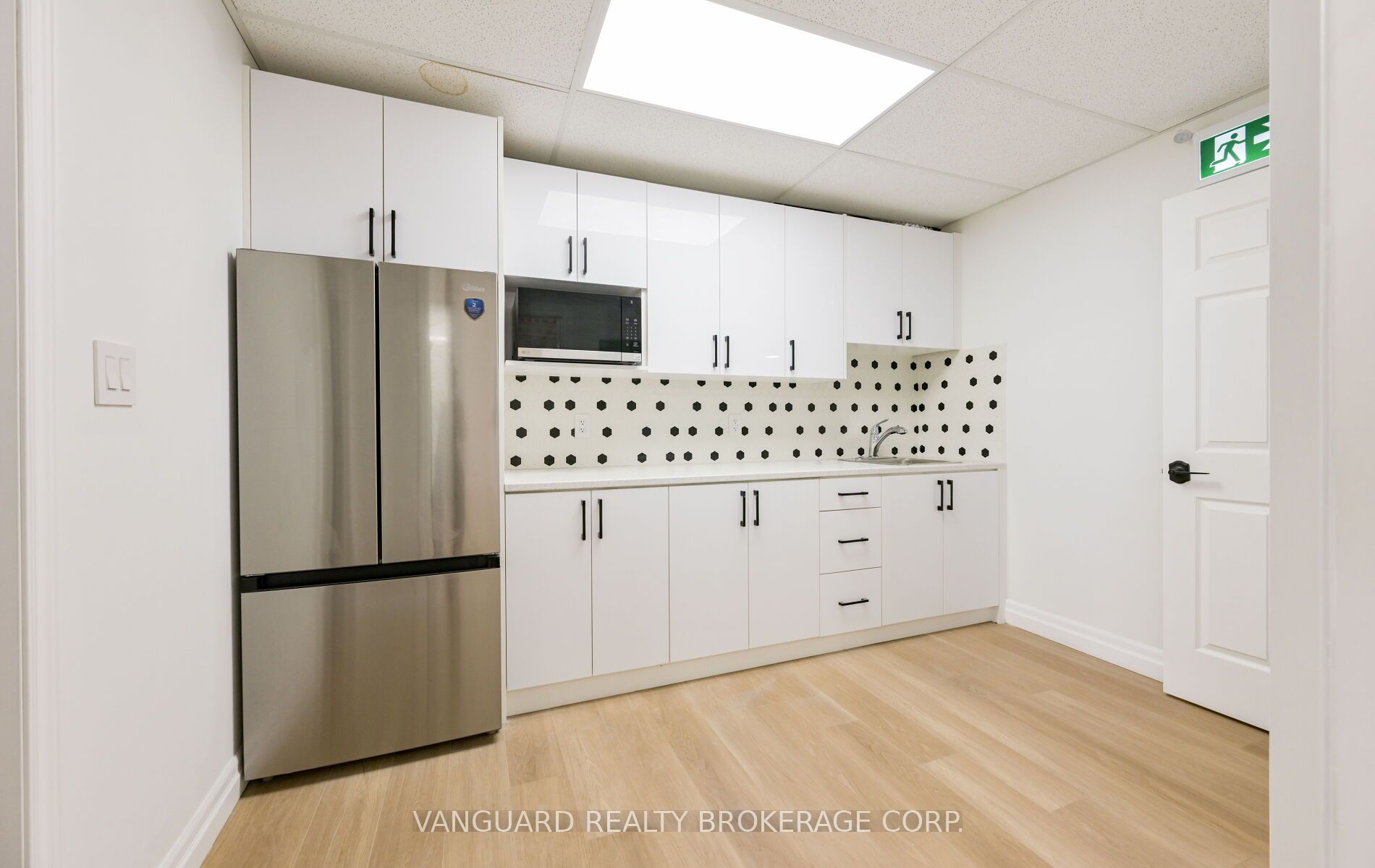 5732 Highway 7 23 Property Photo 25