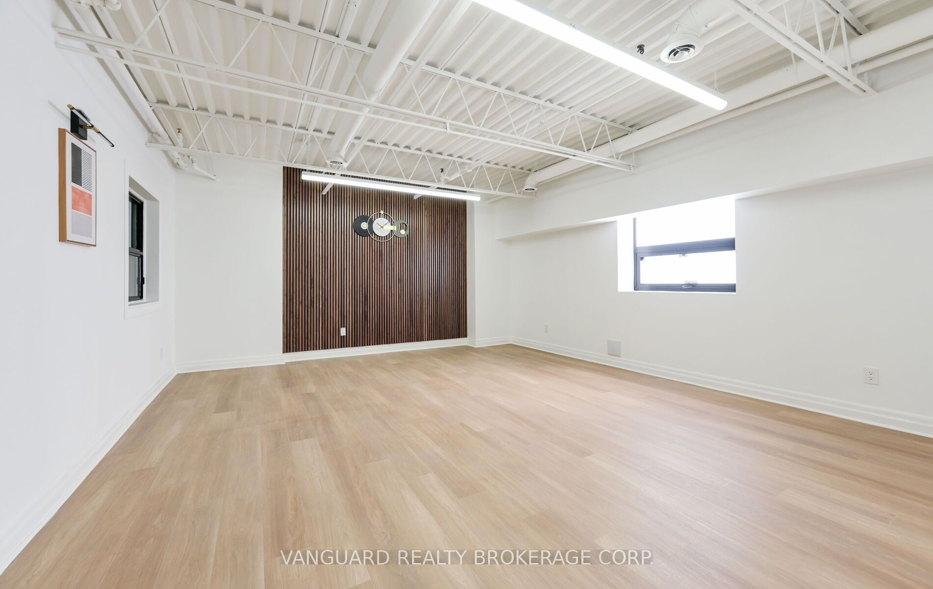 5732 Highway 7 23 Property Photo 29