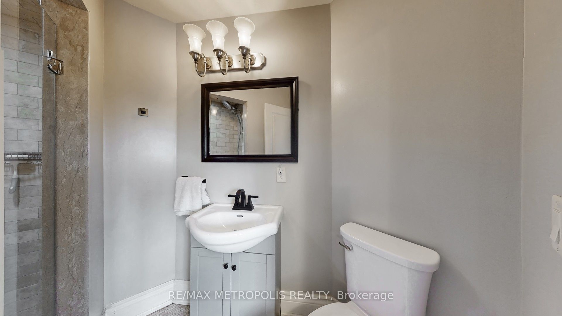 51 Babak Boulevard Property Photo 30