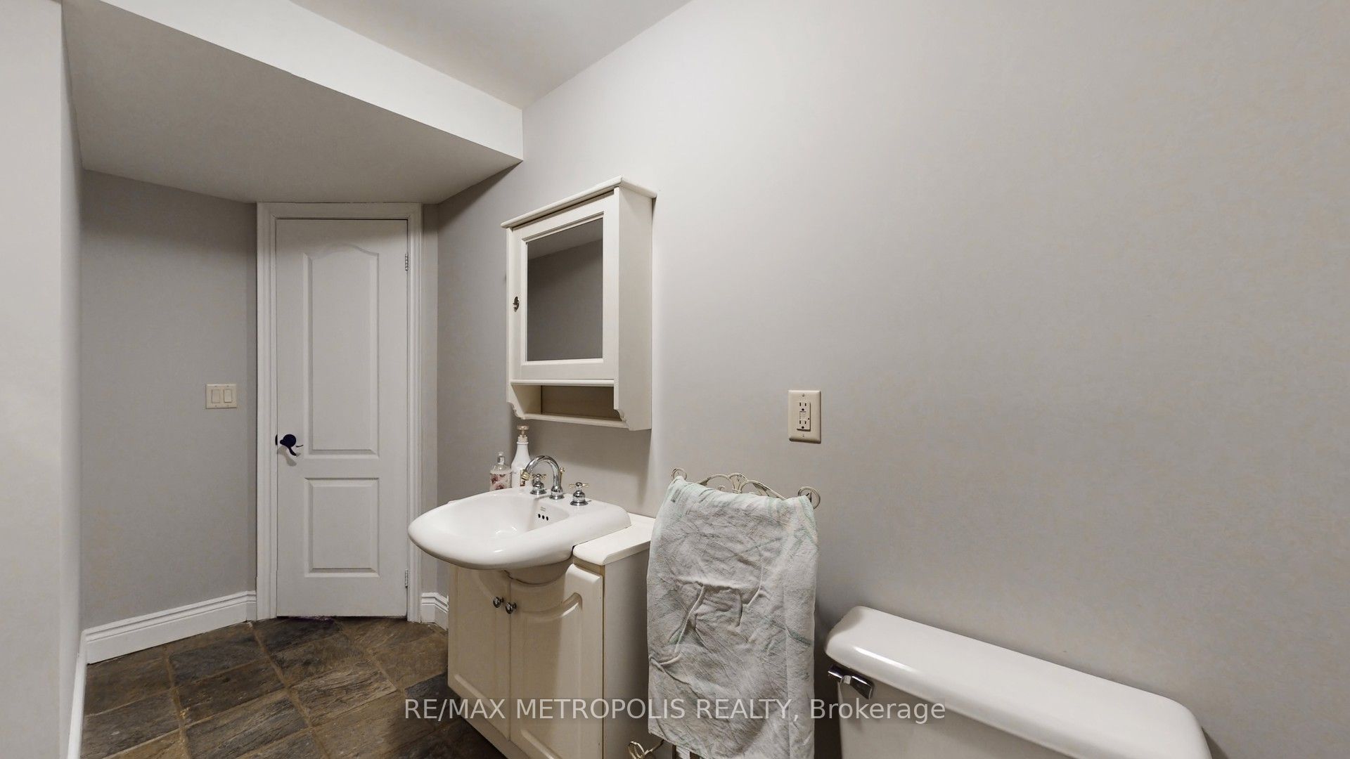 51 Babak Boulevard Property Photo 41