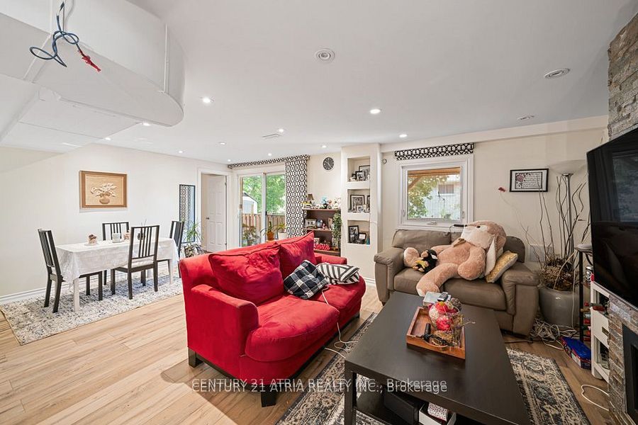33 Autumn Way Property Photo 40
