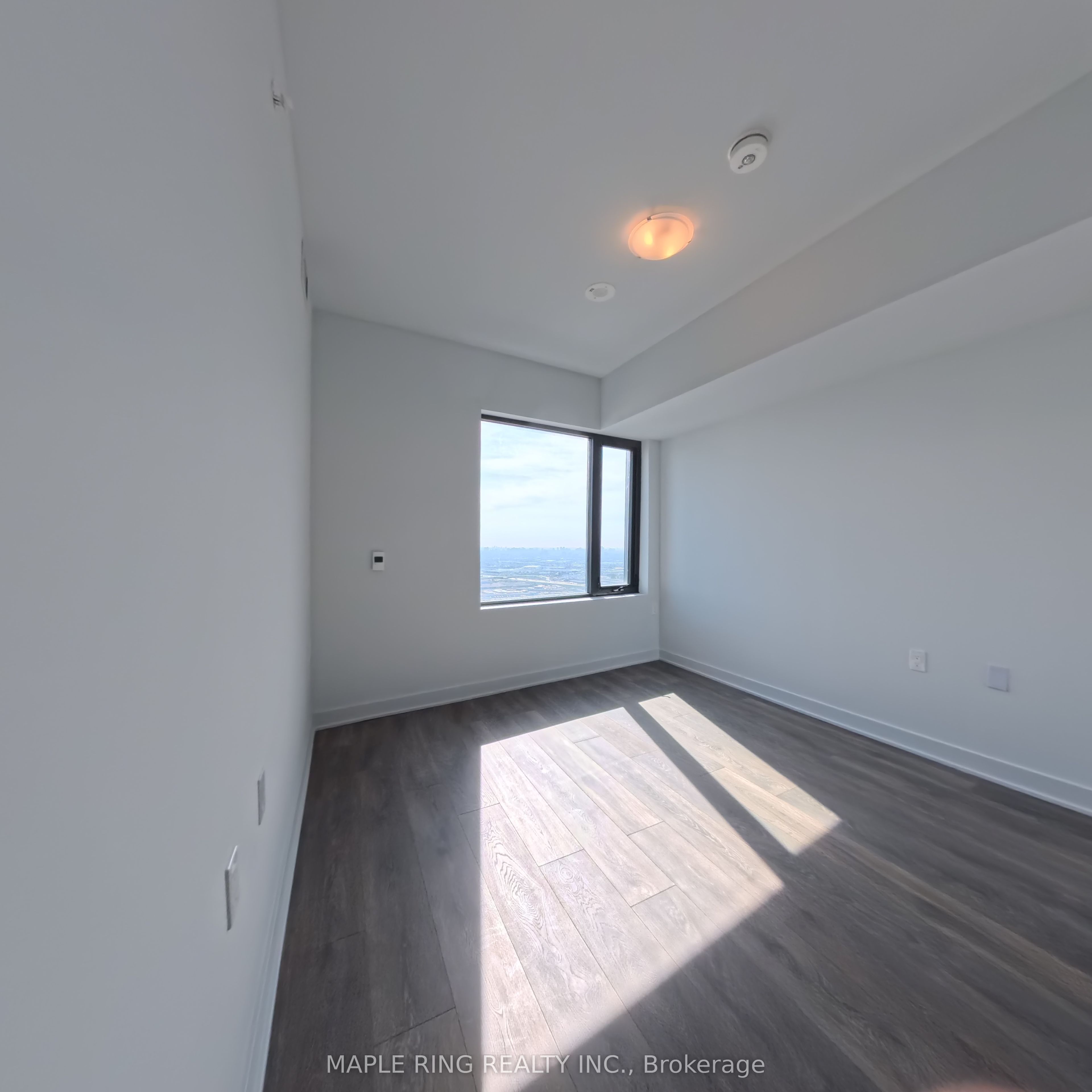 2920 Highway 7 Road 5402 Property Photo 6