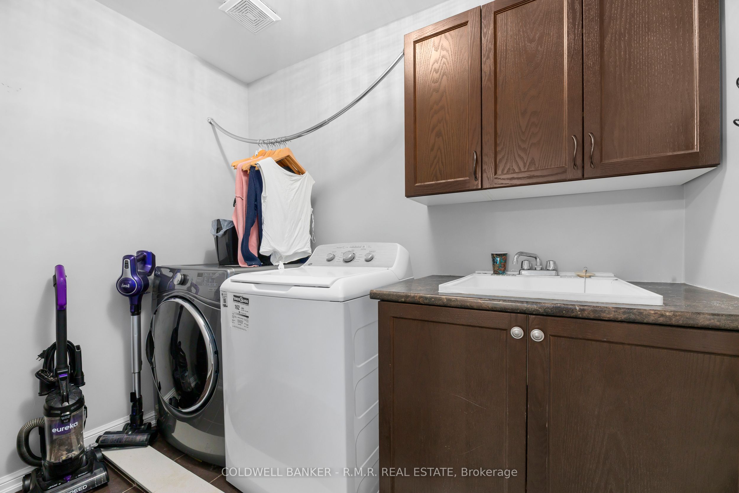 3 Don Hadden Crescent Property Photo 32