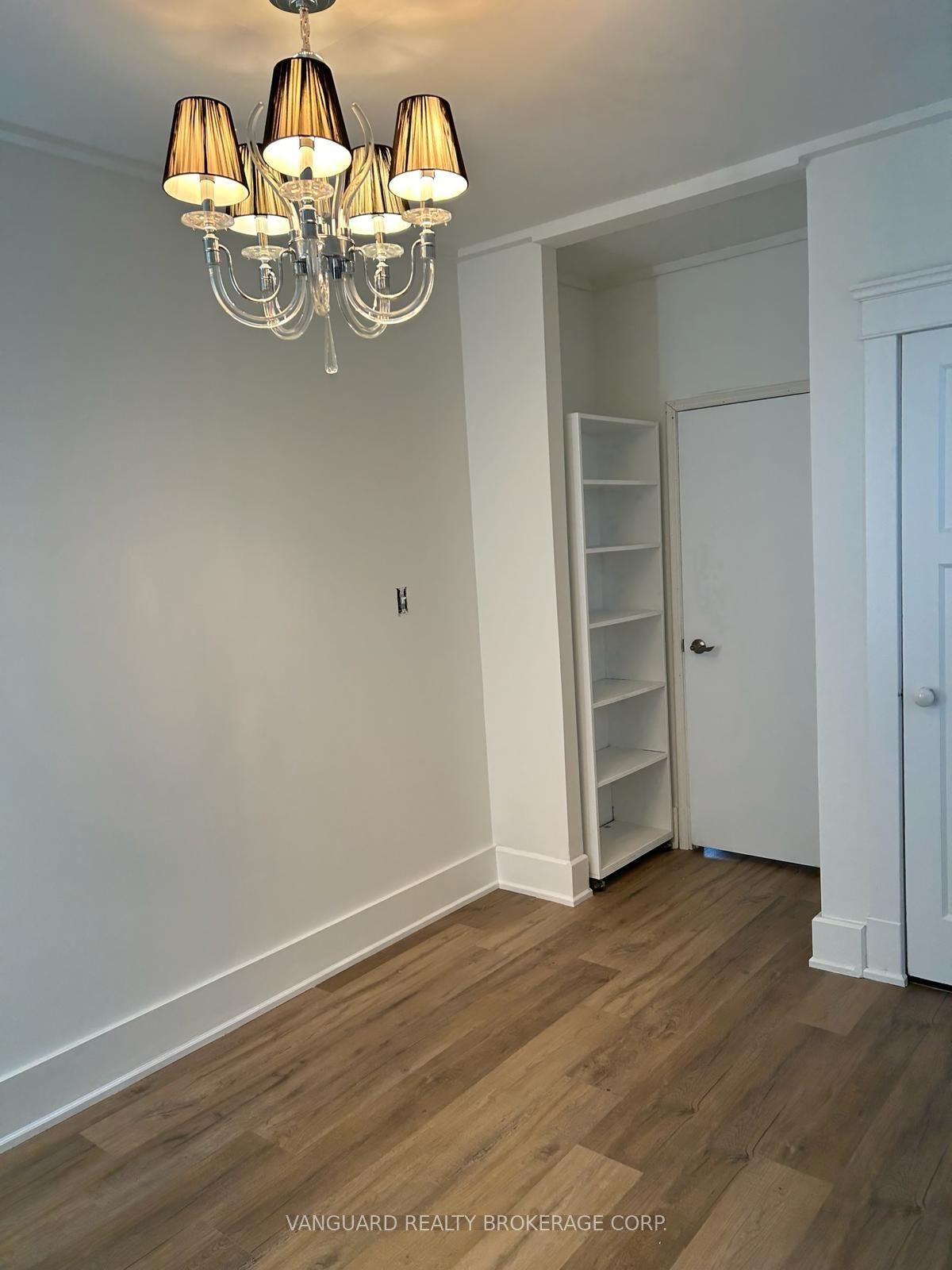 71 John Street E Property Photo 20