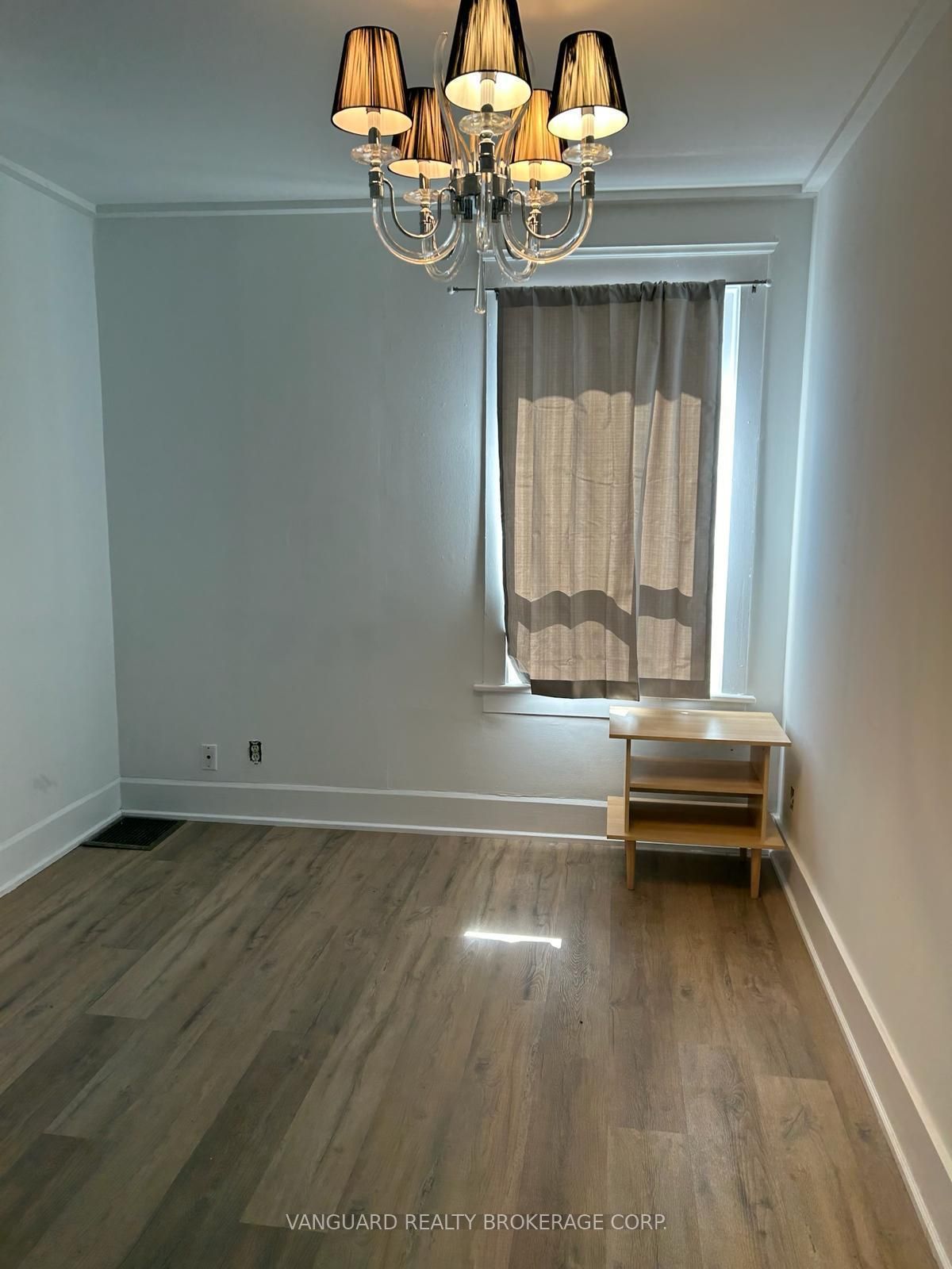 71 John Street E Property Photo 23