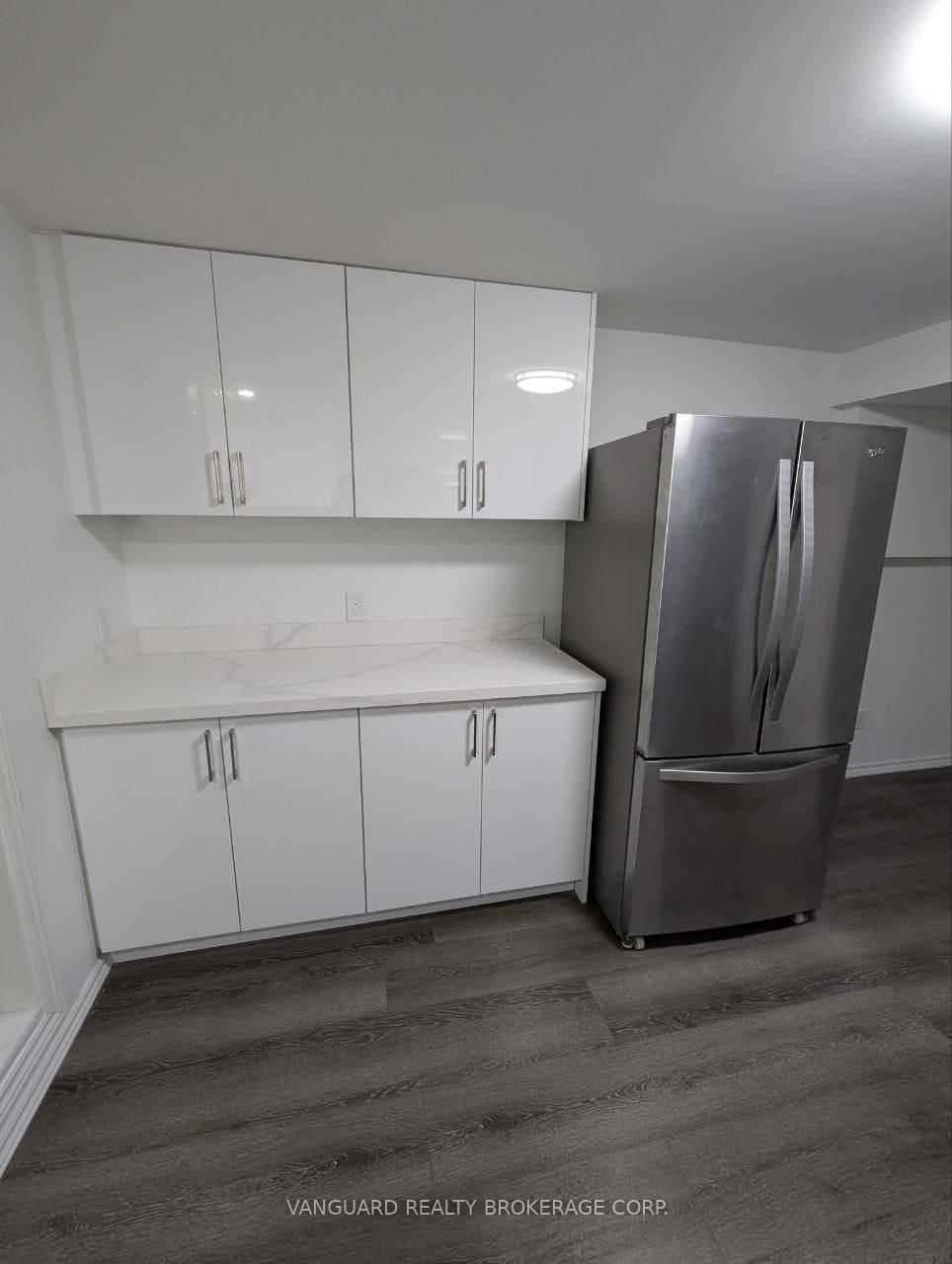 71 John Street E Property Photo 32