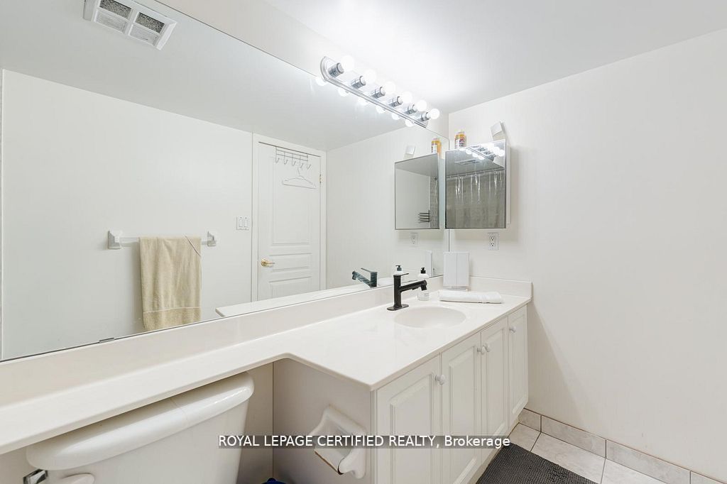 29 Northern Heights 606 Property Photo 34