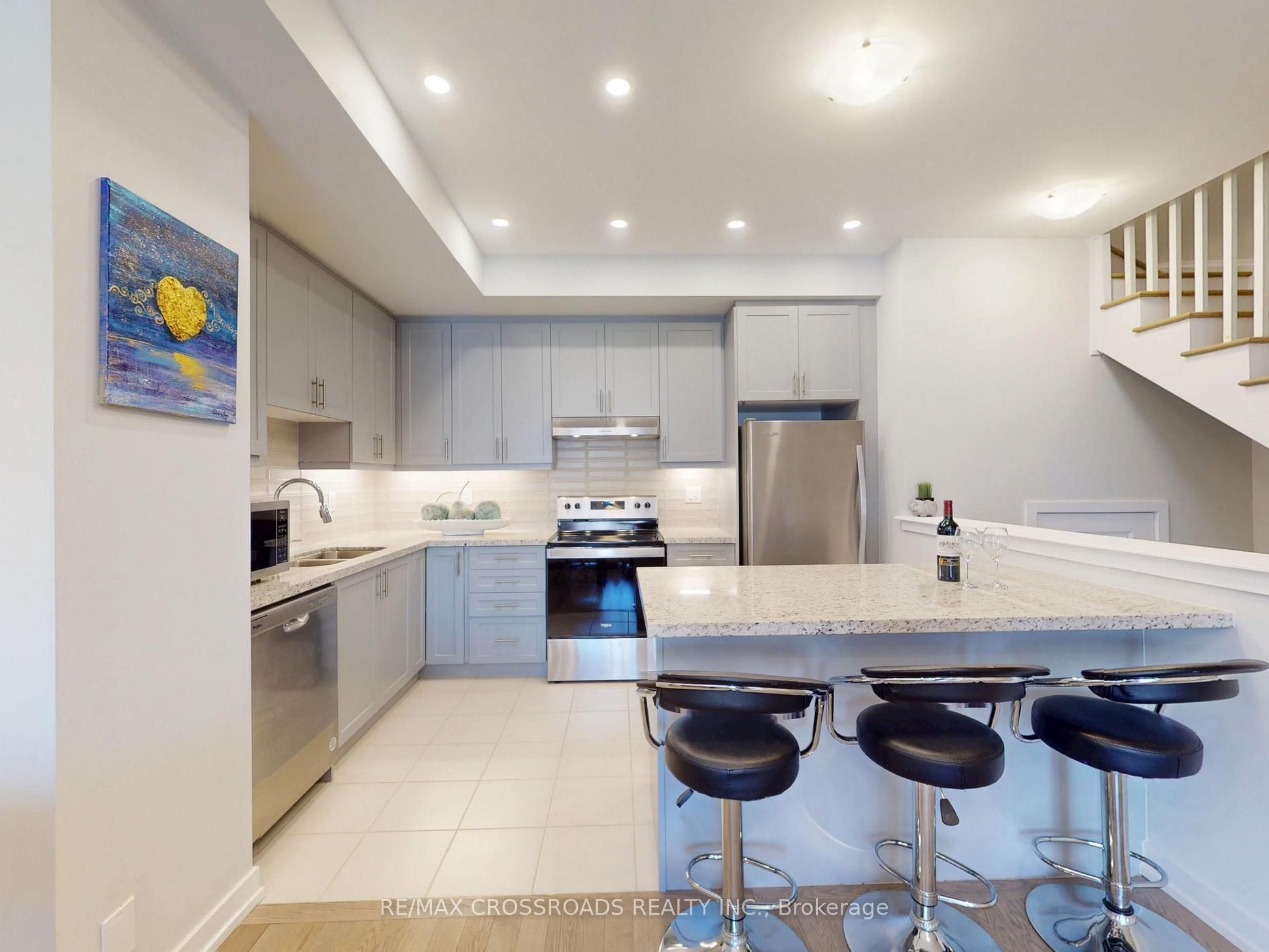 9 Oscar Steeper Lane Property Photo 4
