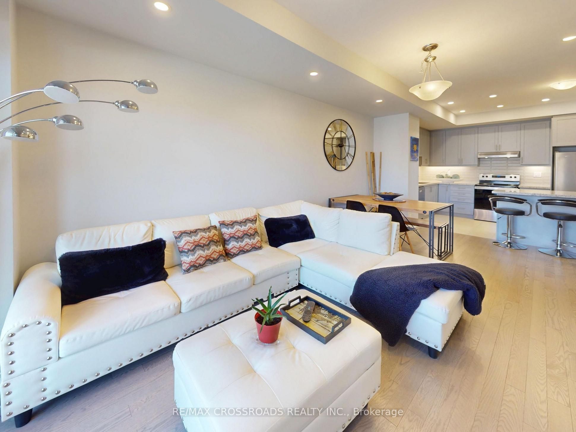 9 Oscar Steeper Lane Property Photo 8