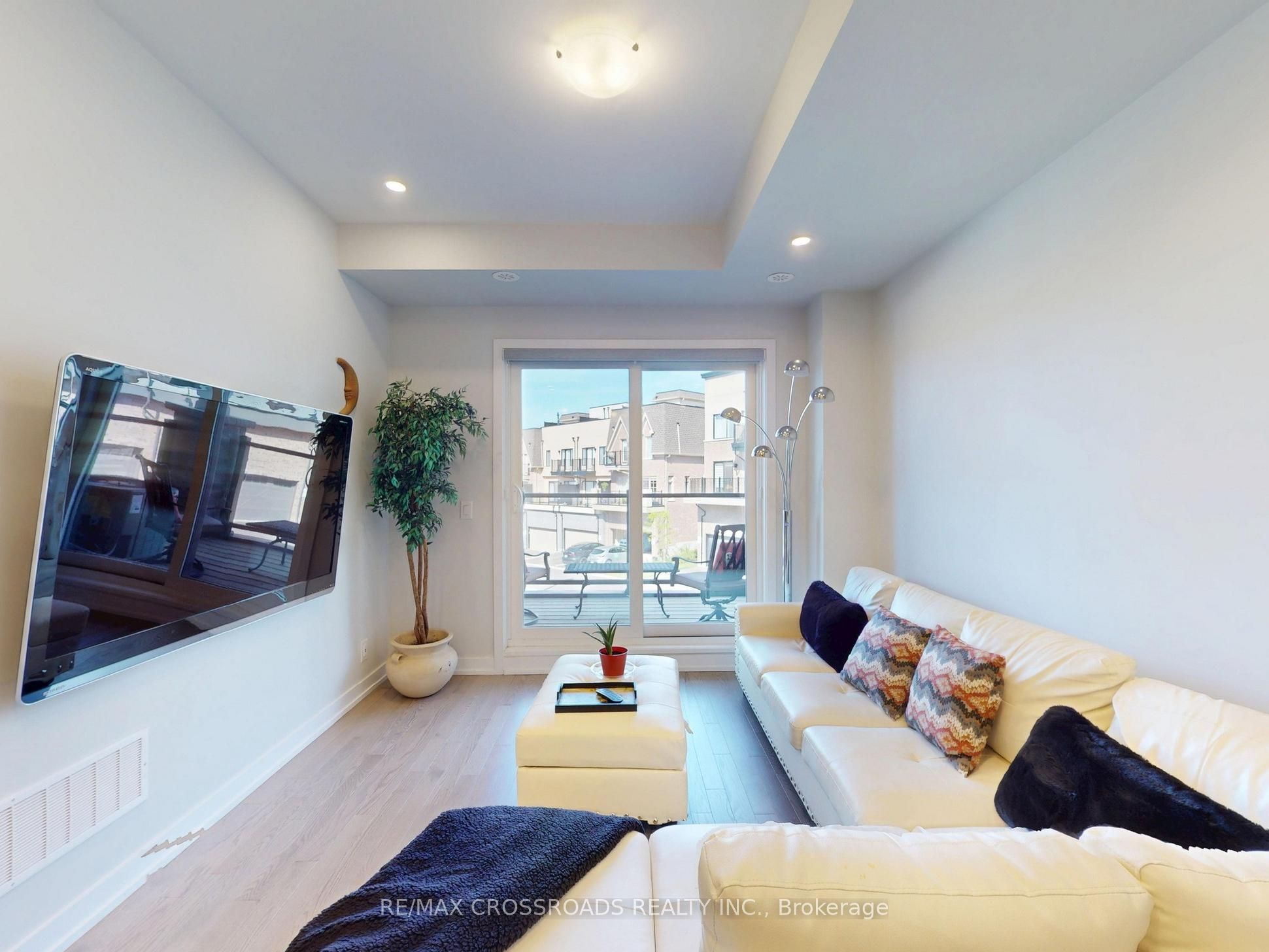 9 Oscar Steeper Lane Property Photo 9