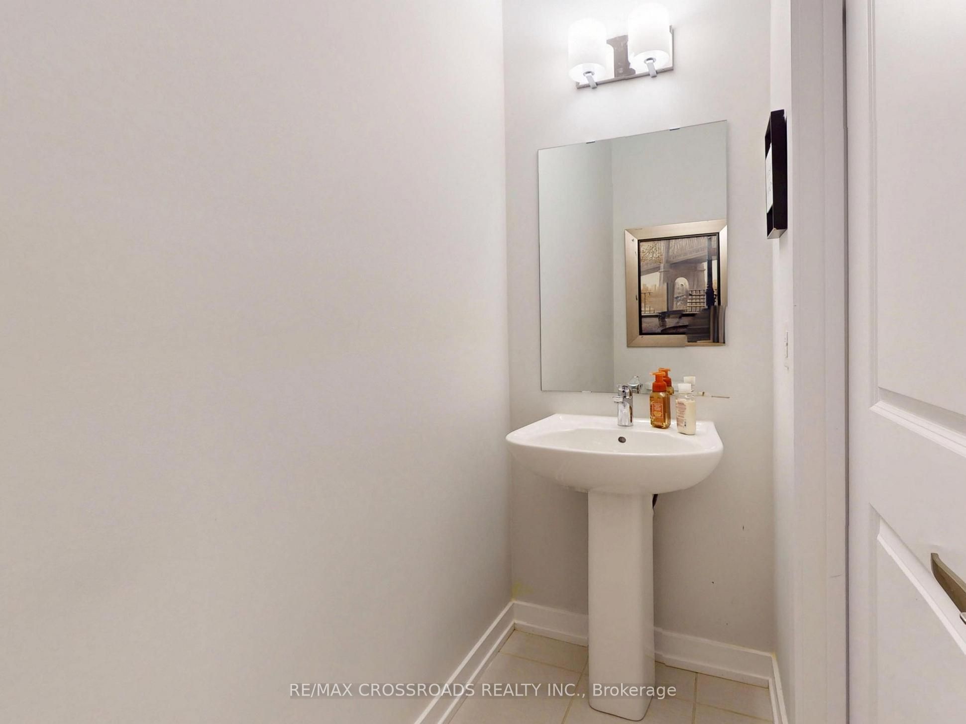 9 Oscar Steeper Lane Property Photo 17