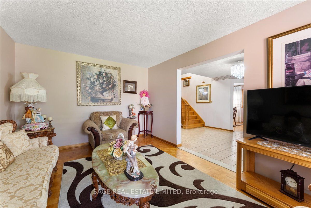 116 Butterfield Crescent Property Photo 7