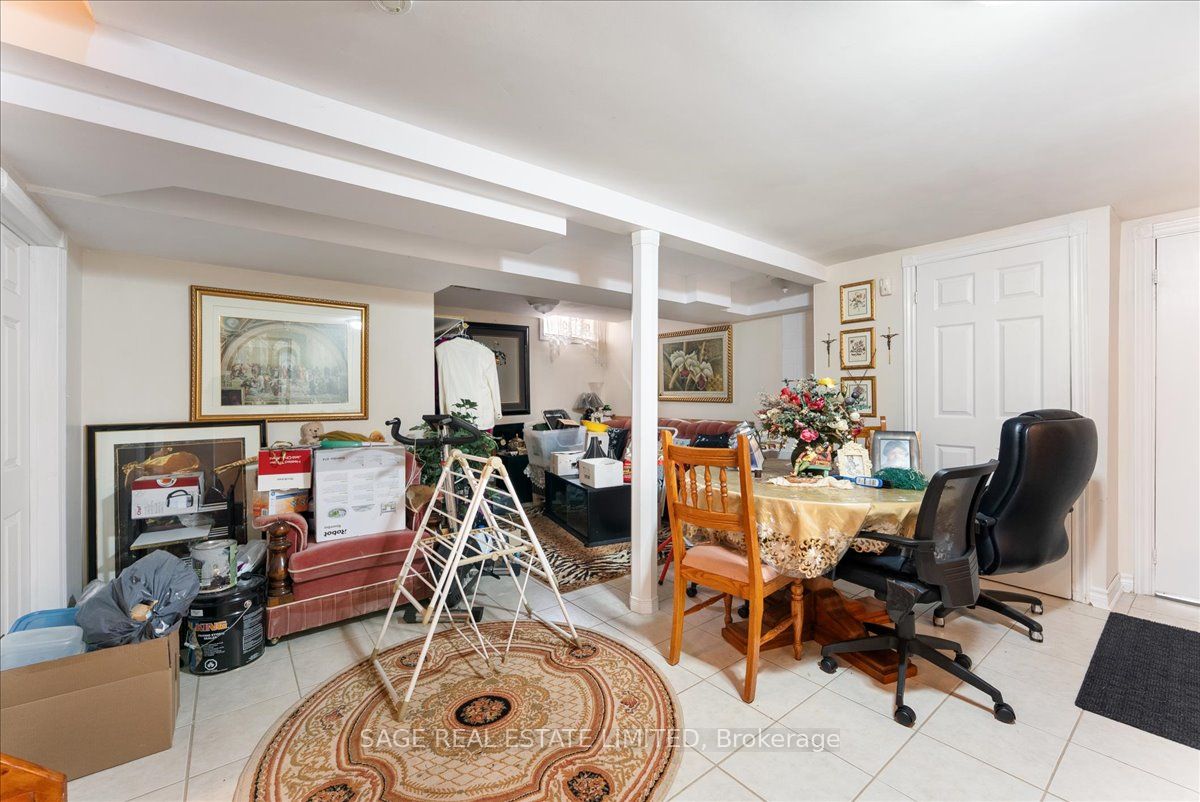 116 Butterfield Crescent Property Photo 34