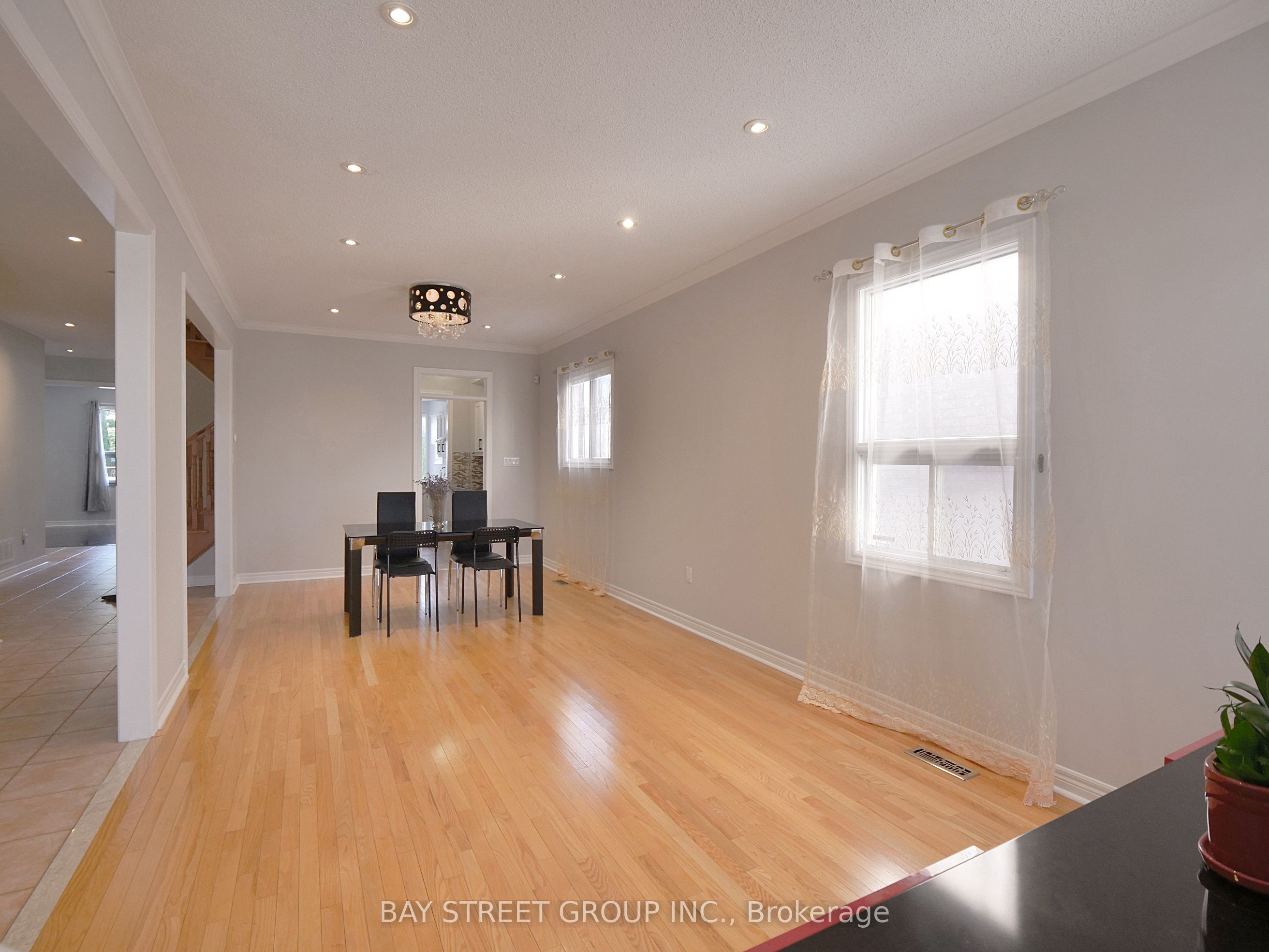 346 Castan Avenue Property Photo 6