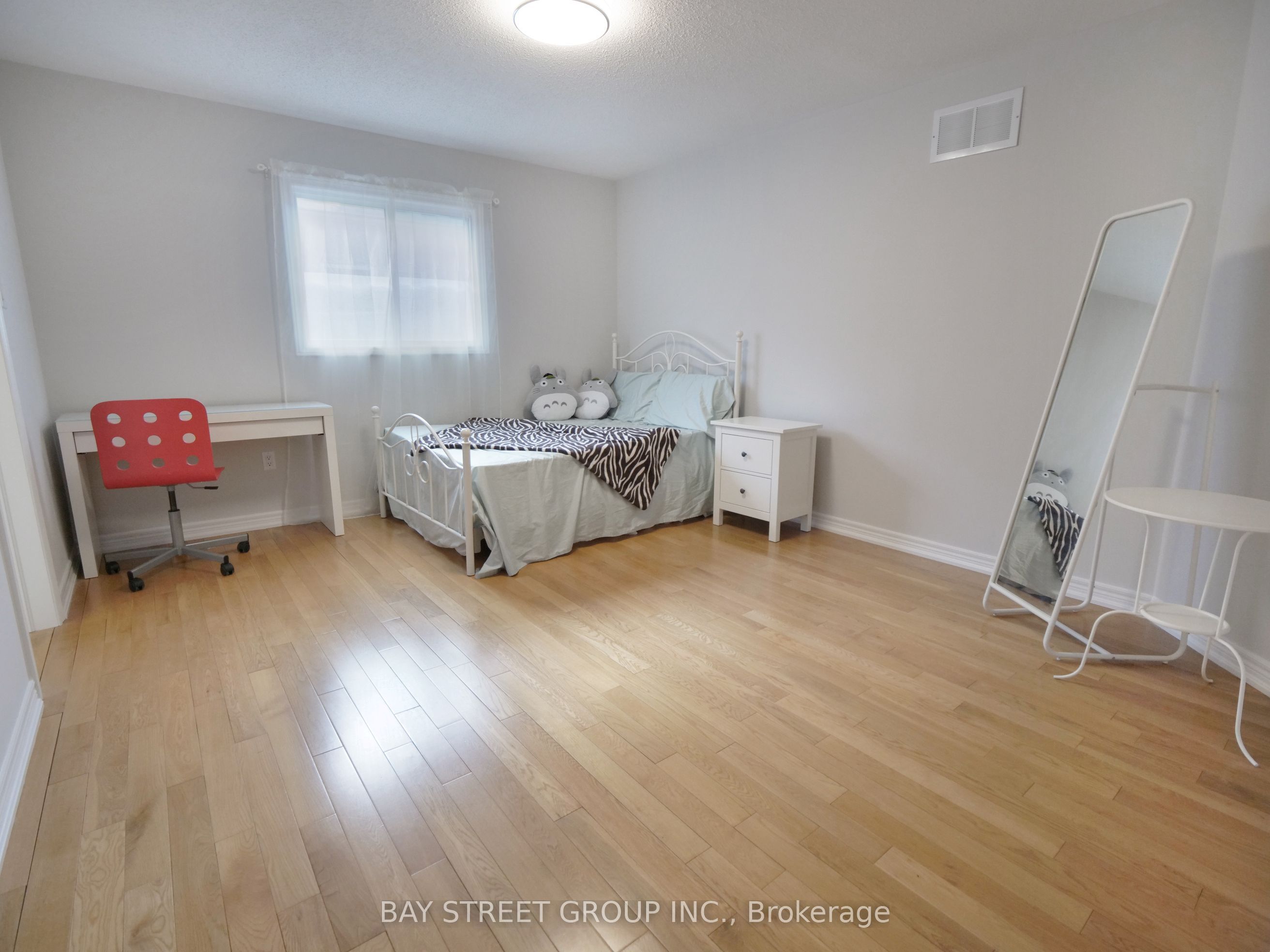 346 Castan Avenue Property Photo 28