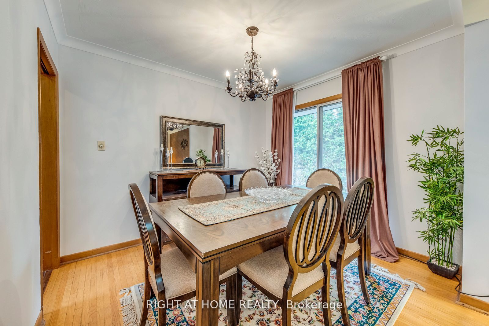 145 Highland Park Boulevard Property Photo 10