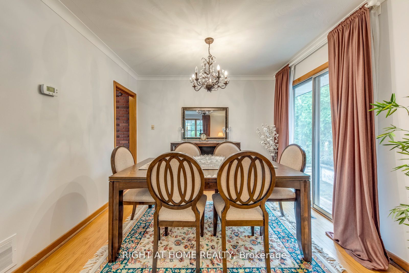 145 Highland Park Boulevard Property Photo 11