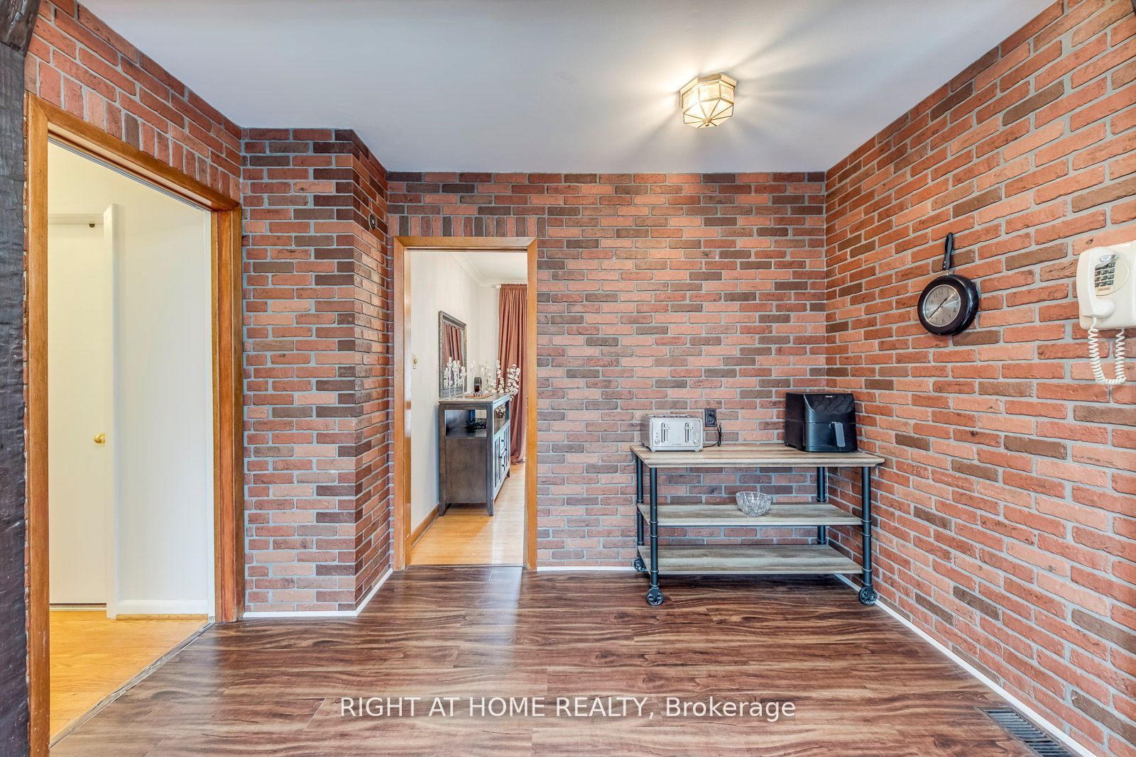 145 Highland Park Boulevard Property Photo 18