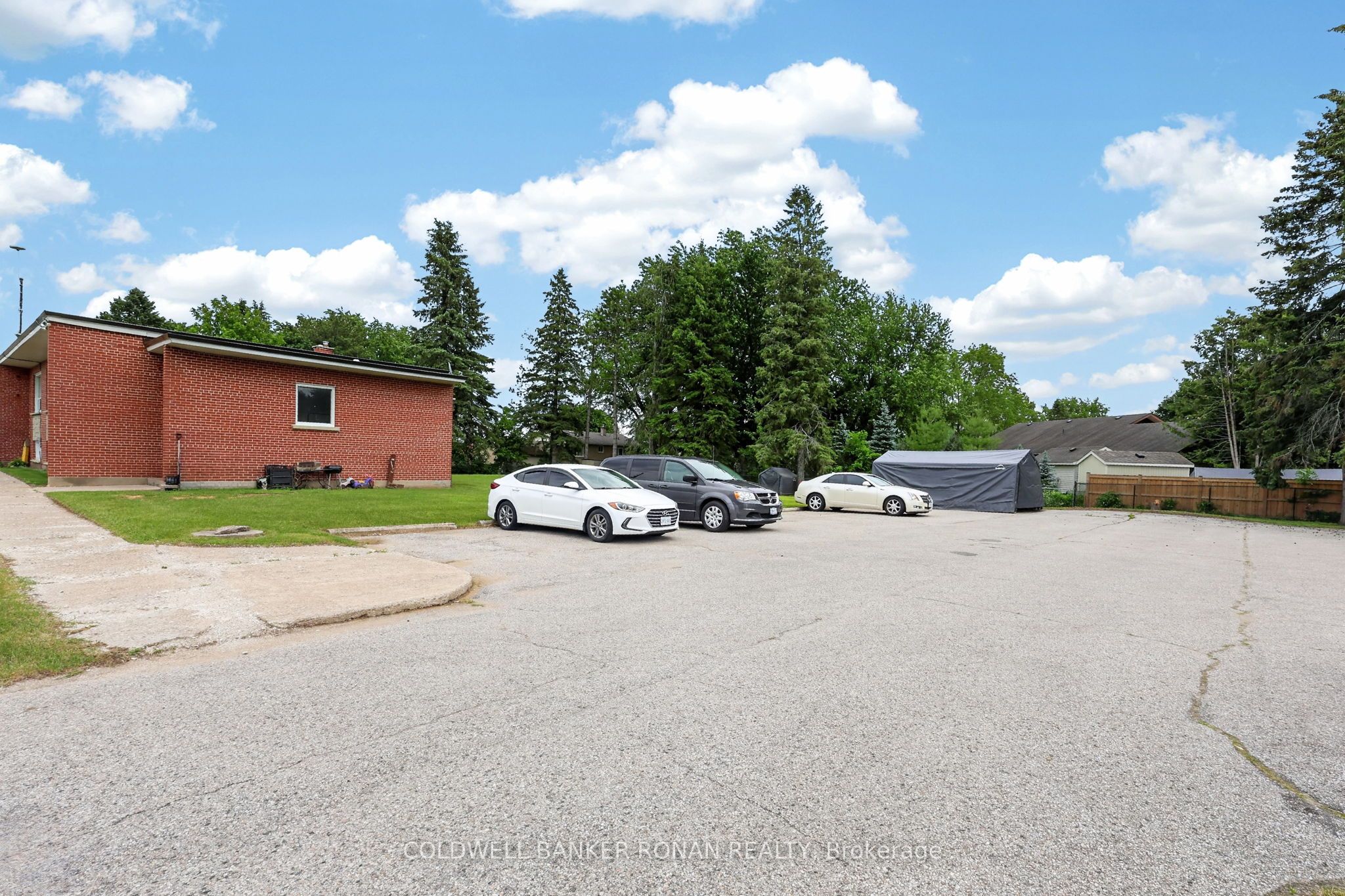 181 Murphy Road Property Photo 3