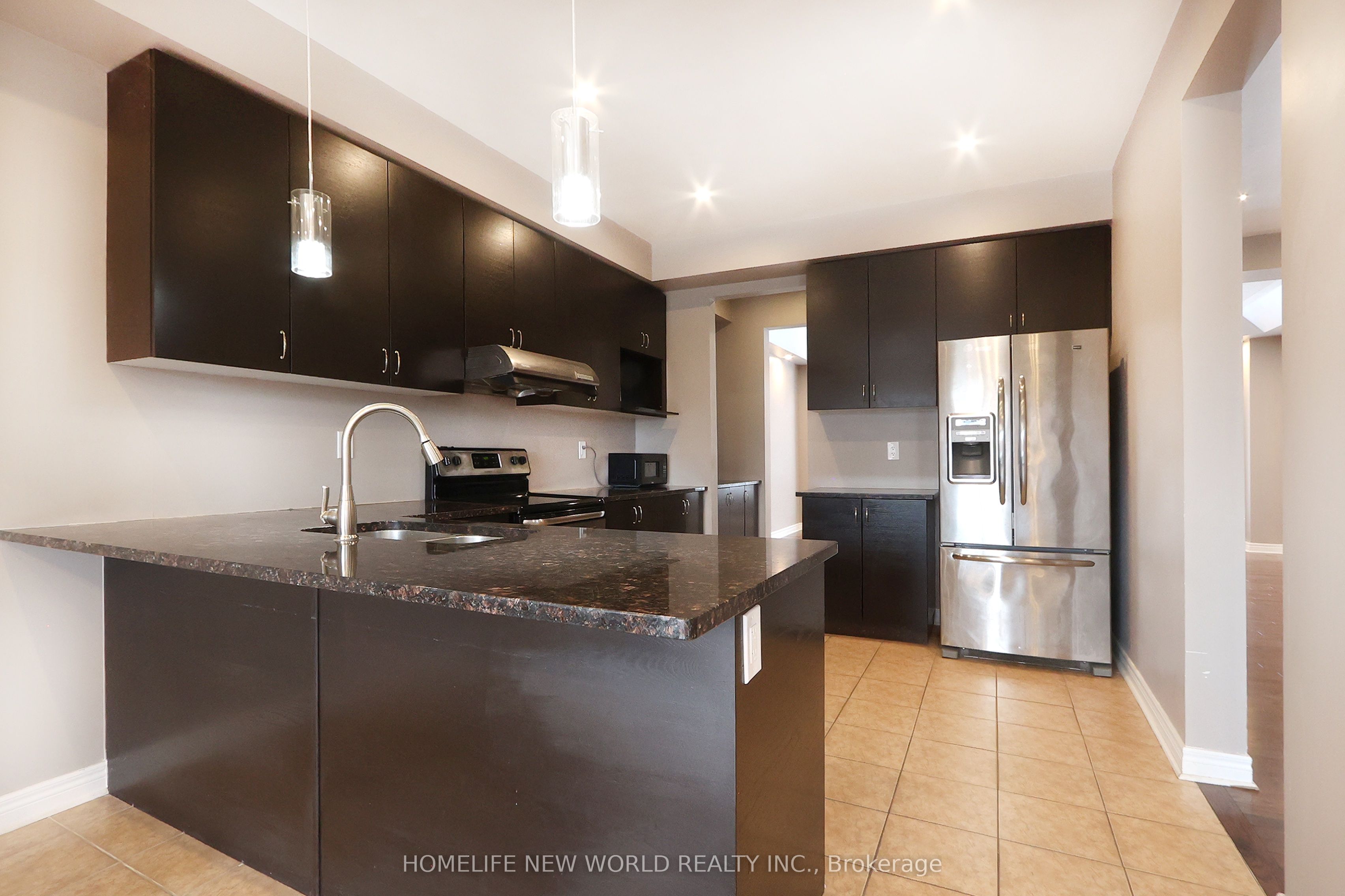 41 Pulpwood Cres Master Crescent 2nd Master Bedroom Property Photo 9