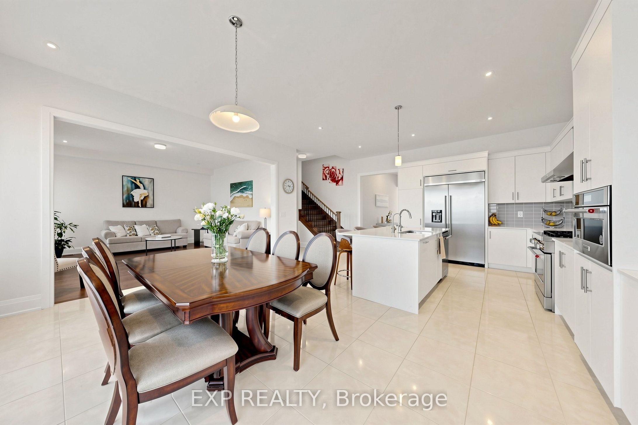 9 Backhouse Drive Property Photo 3