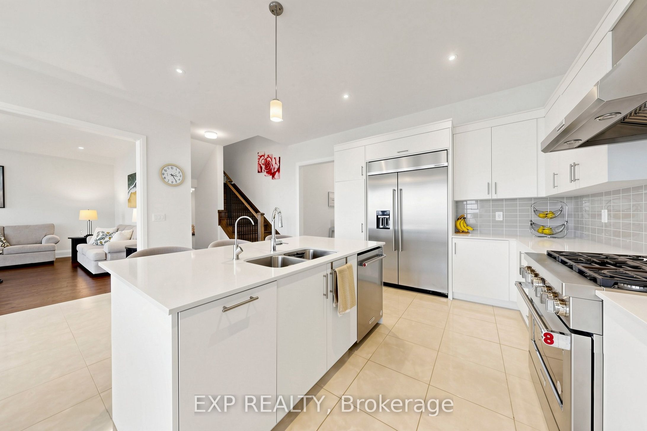 9 Backhouse Drive Property Photo 5