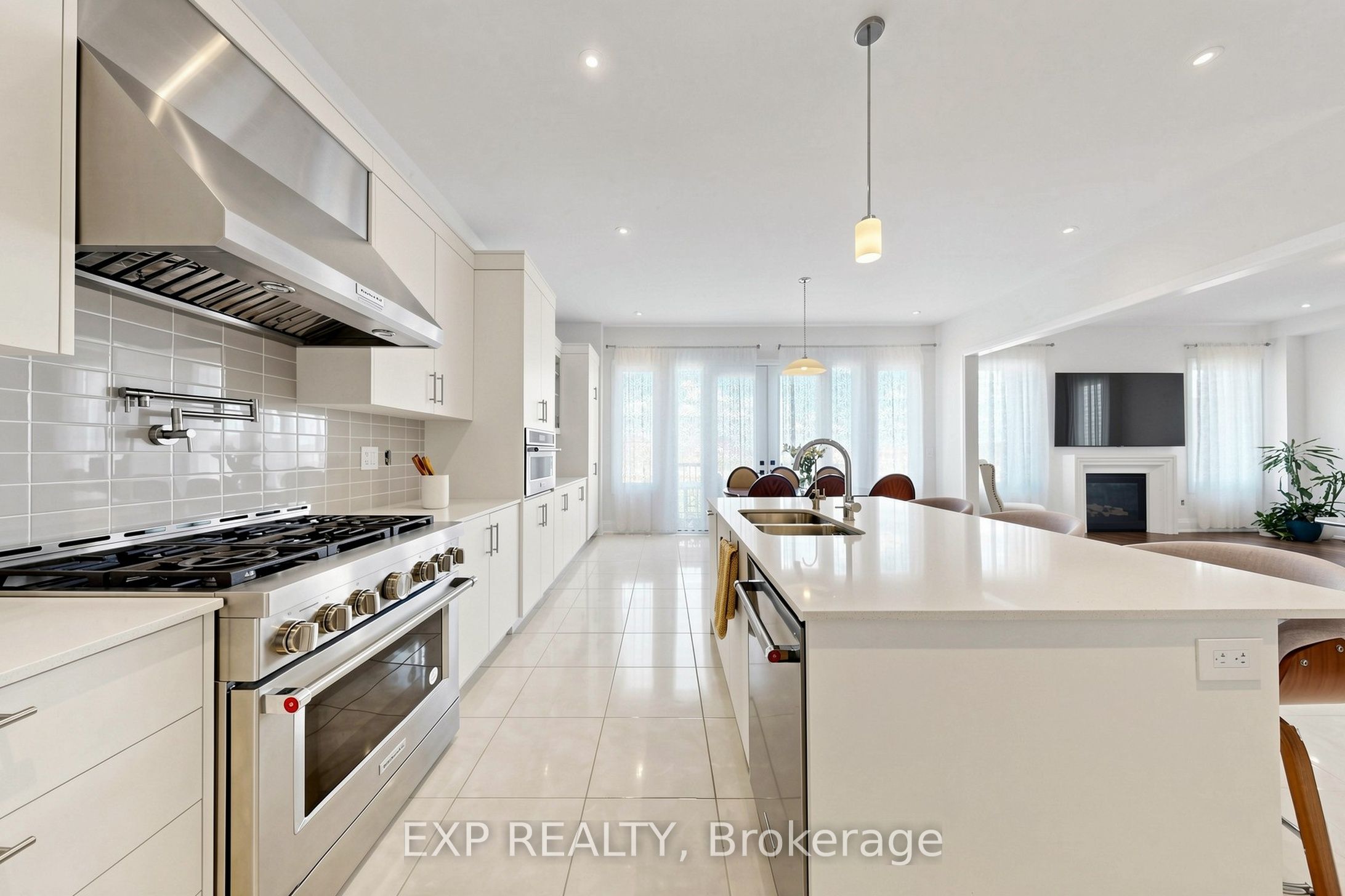 9 Backhouse Drive Property Photo 8