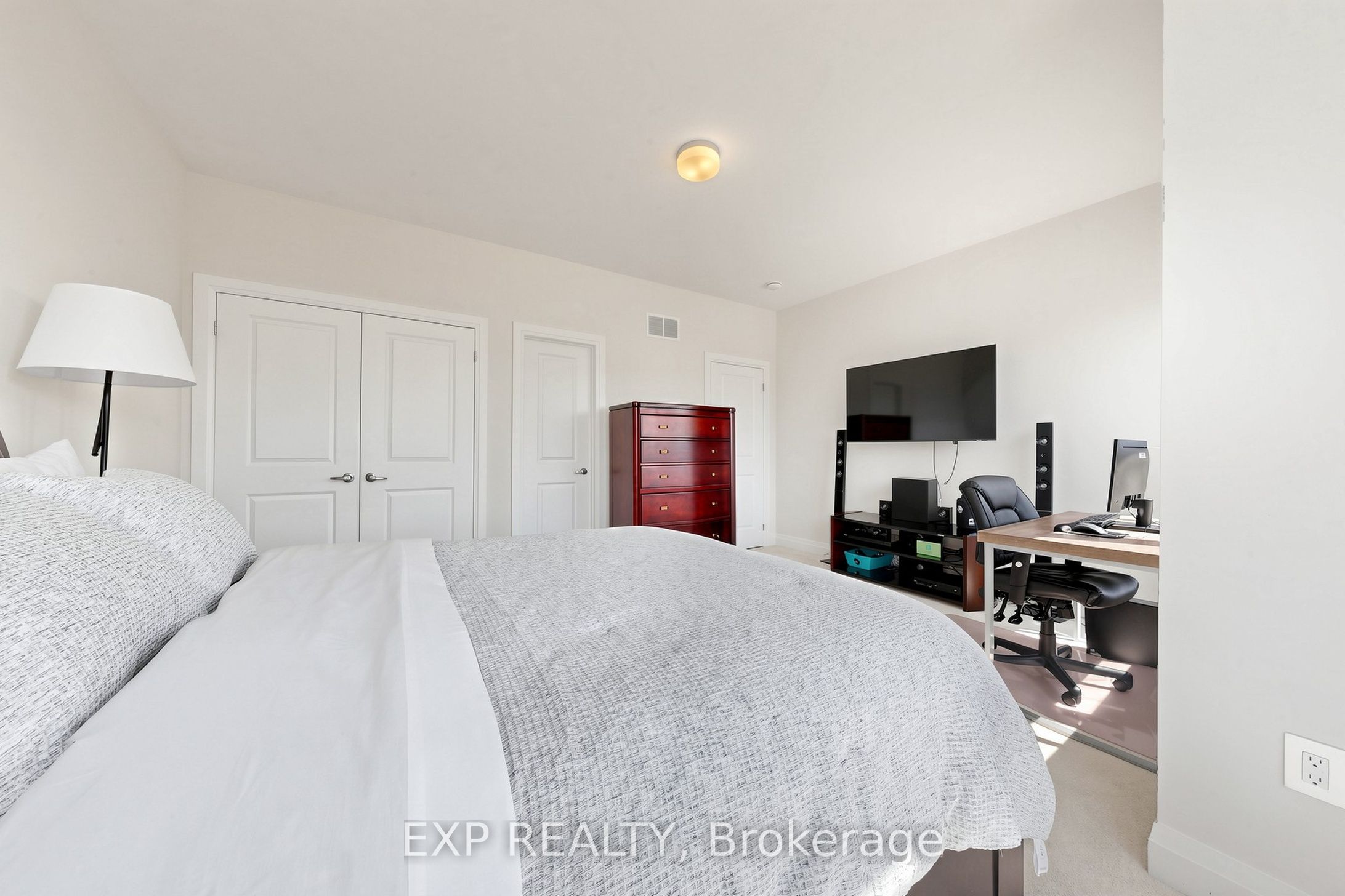 9 Backhouse Drive Property Photo 35
