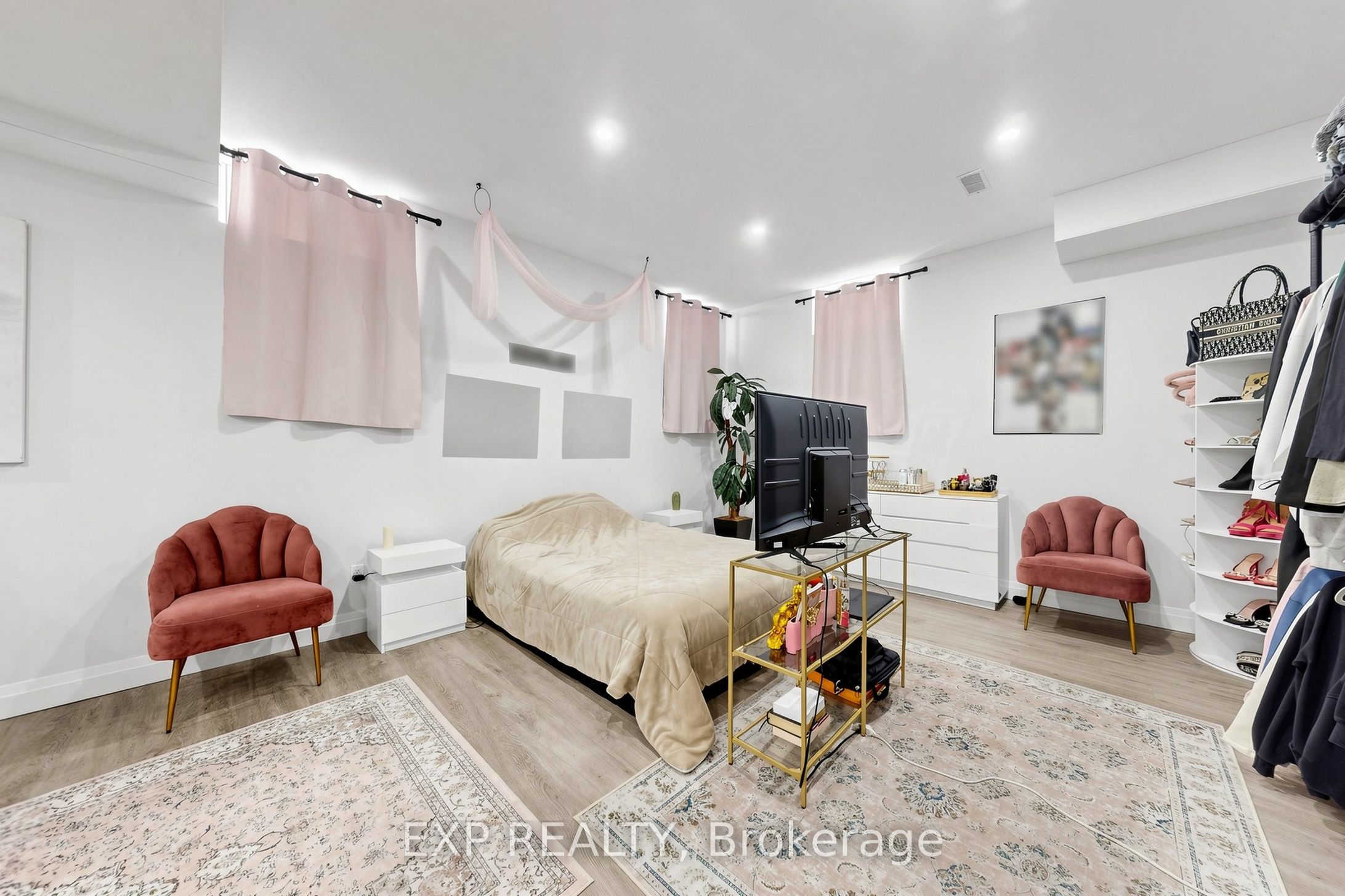 9 Backhouse Drive Property Photo 43