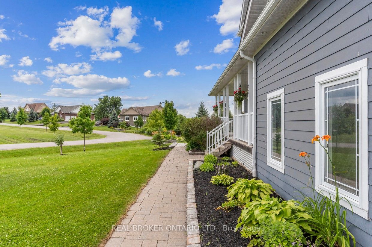 27 Bagshaw Crescent Property Photo 3