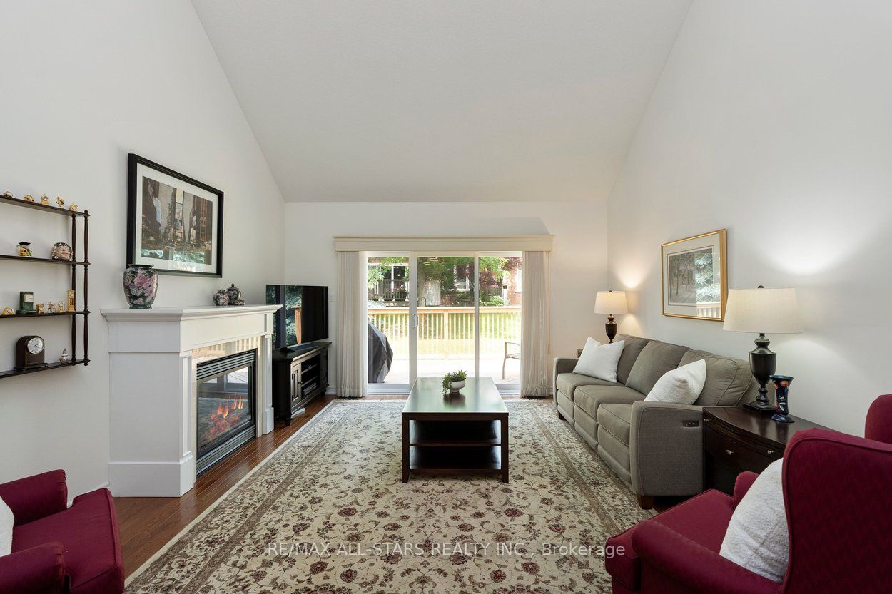 52 Oasis Way Property Photo 2