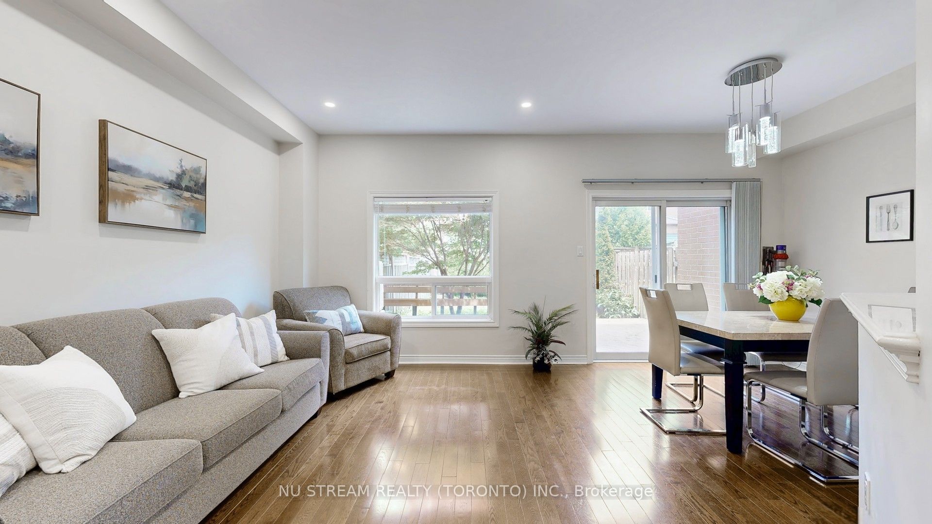 60 Nottingham Drive Property Photo 5