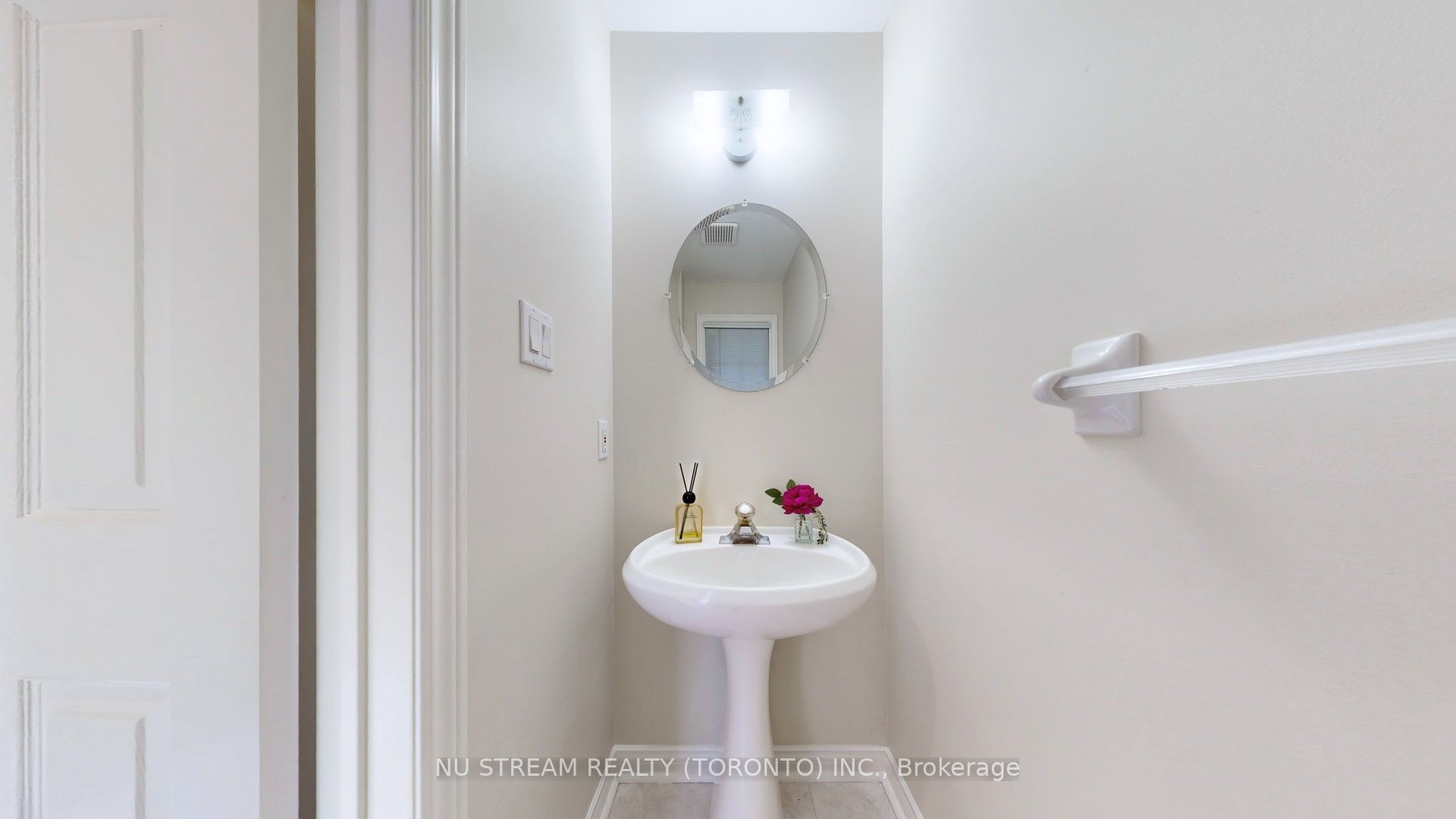 60 Nottingham Drive Property Photo 13