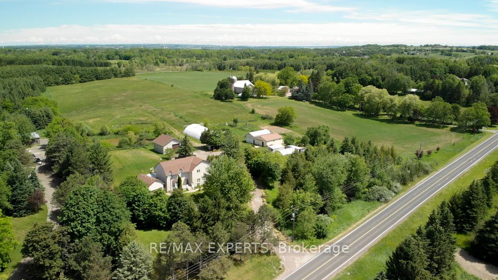 7440 17th Side Road Property Photo 2