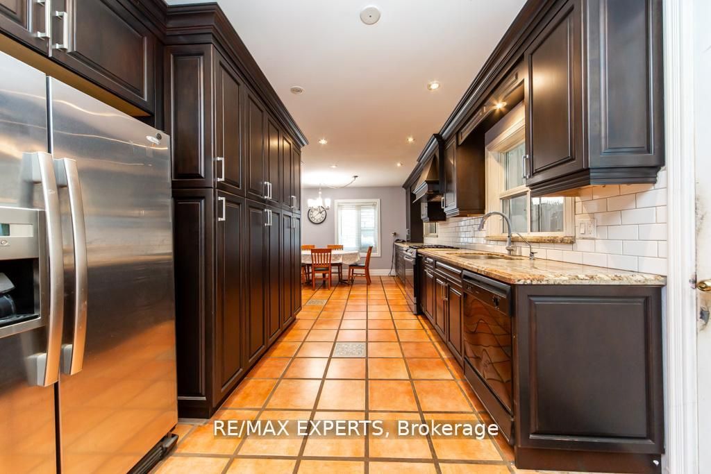 7440 17th Side Road Property Photo 14