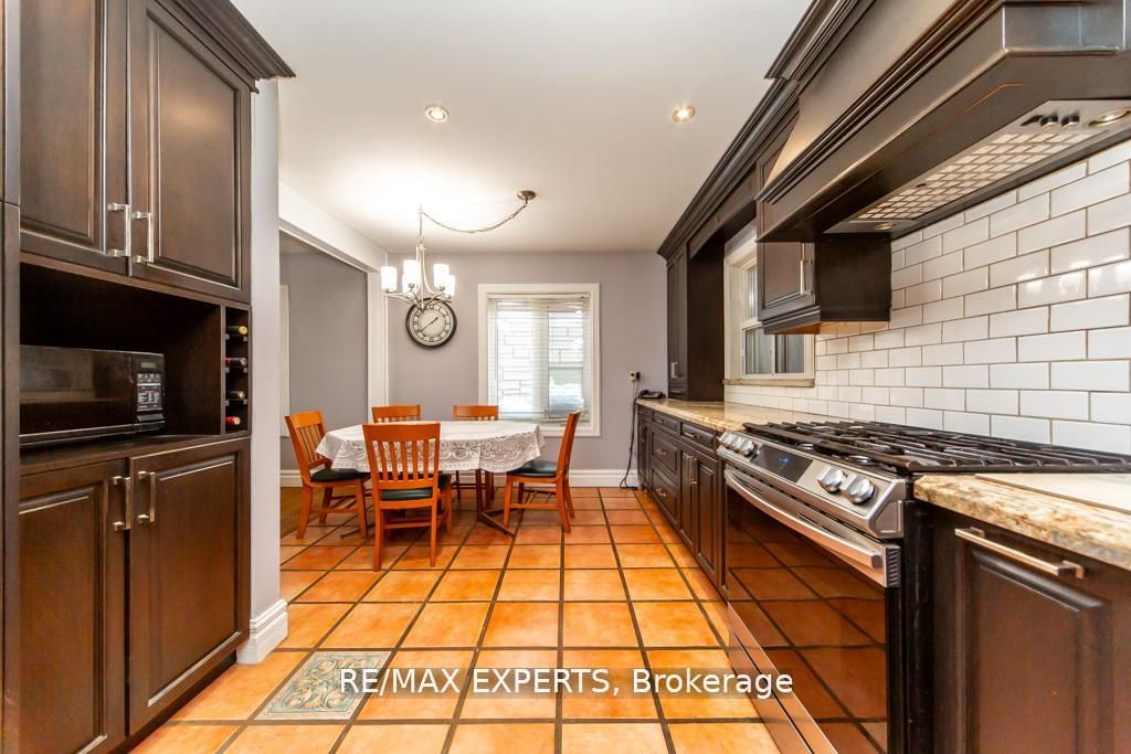 7440 17th Side Road Property Photo 16