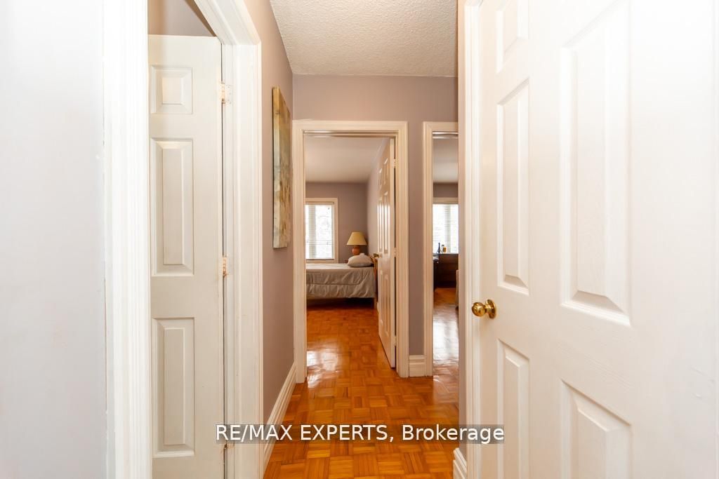 7440 17th Side Road Property Photo 21