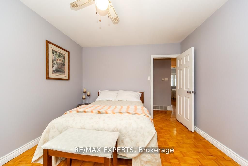7440 17th Side Road Property Photo 26