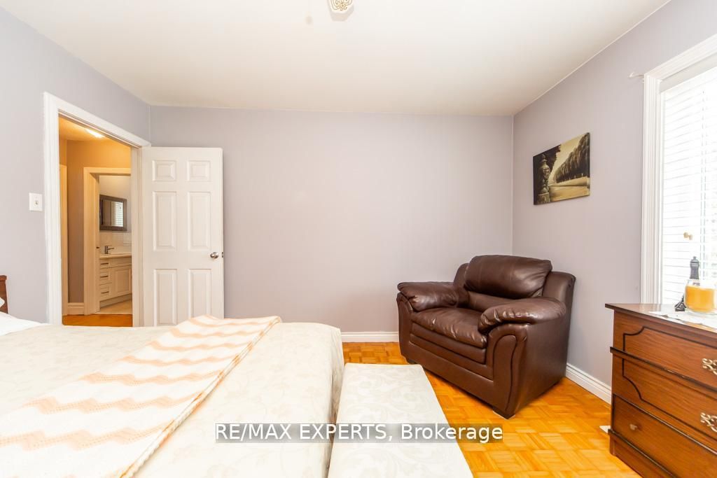 7440 17th Side Road Property Photo 27