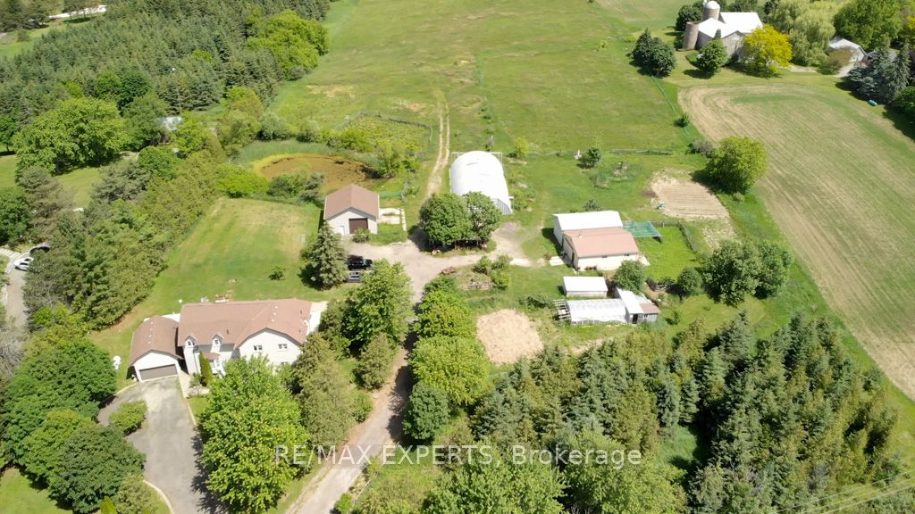 7440 17th Side Road Property Photo 38