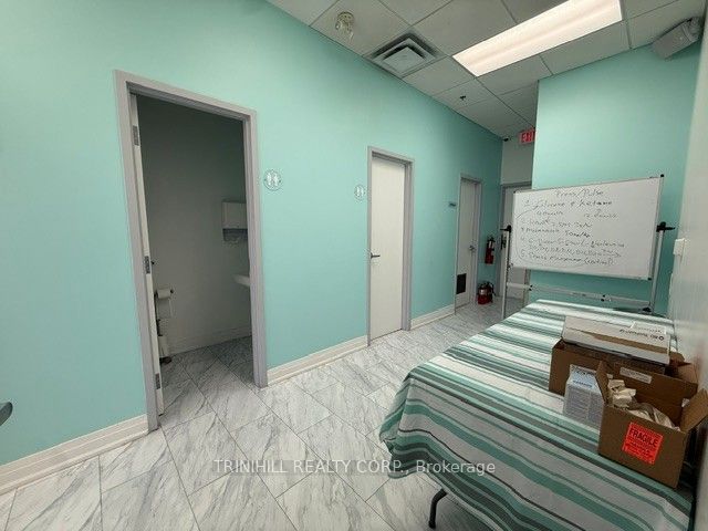 8400 Jane Street 104 Property Photo 11