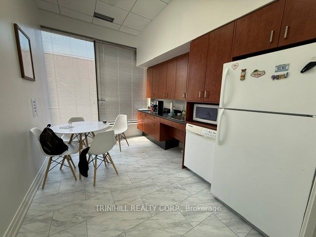 8400 Jane Street 104 Property Photo 12