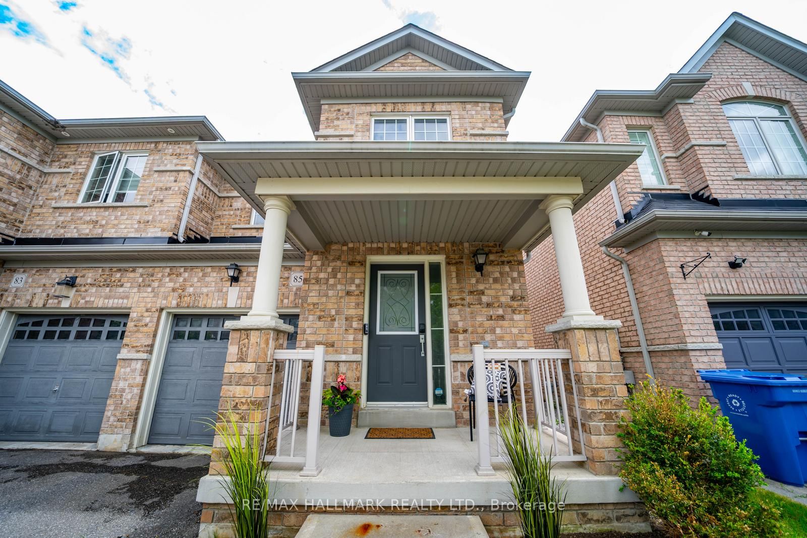 85 Vera Lynn Crescent Property Photo 1
