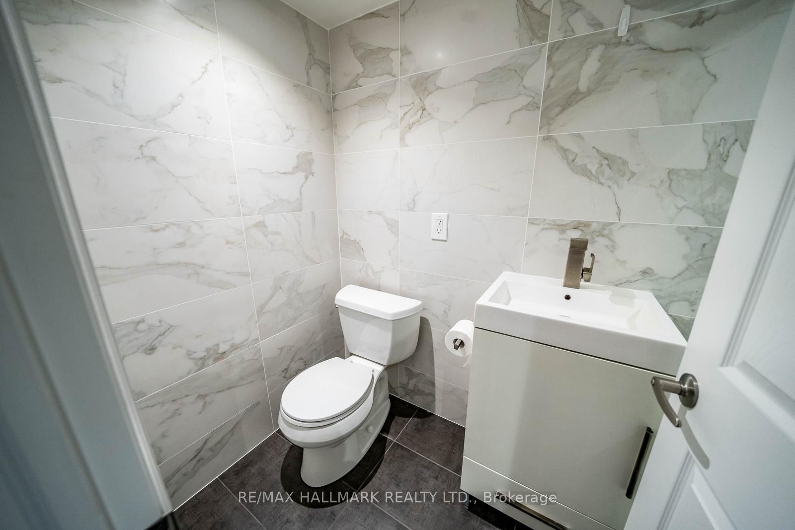 85 Vera Lynn Crescent Property Photo 38