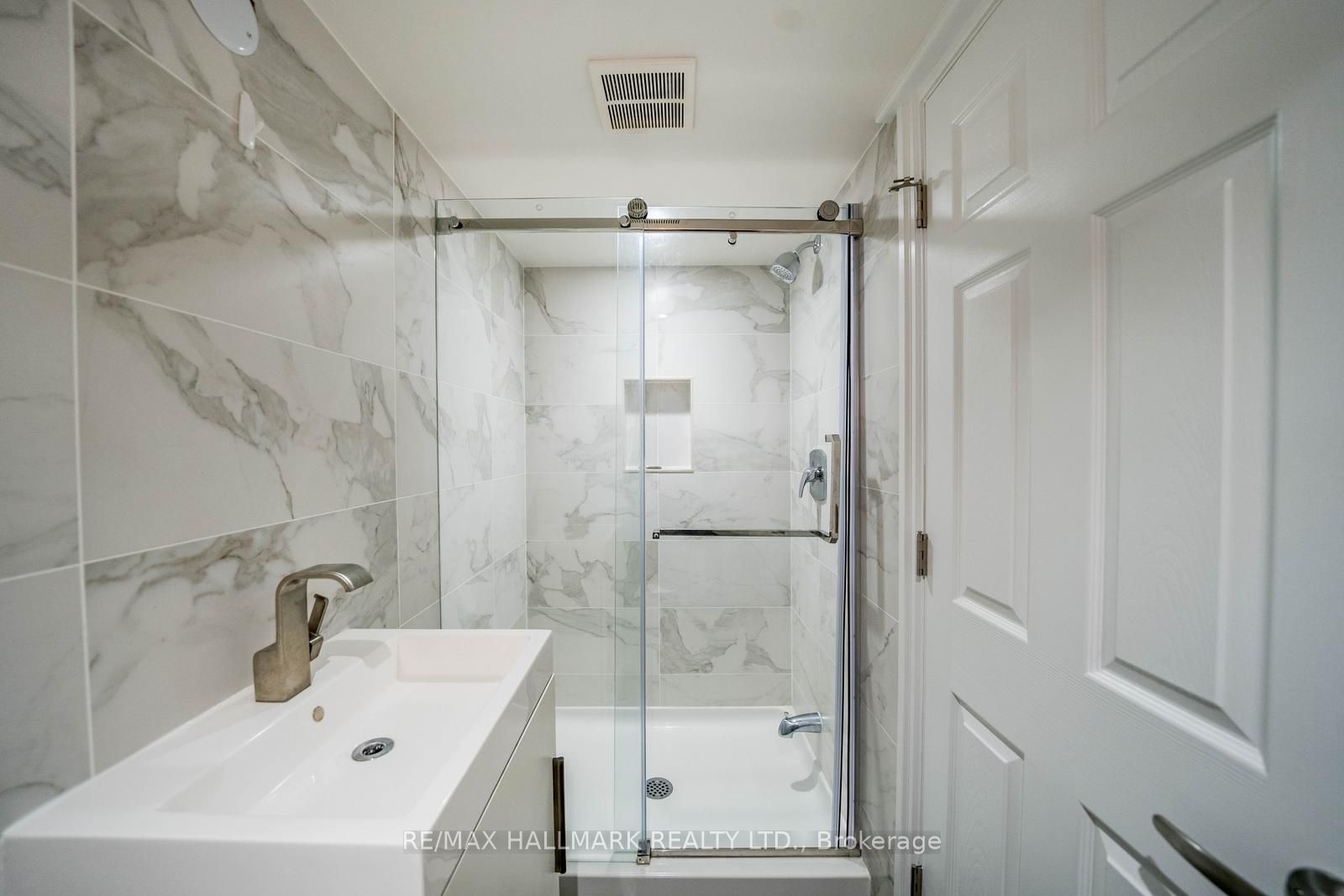 85 Vera Lynn Crescent Property Photo 39