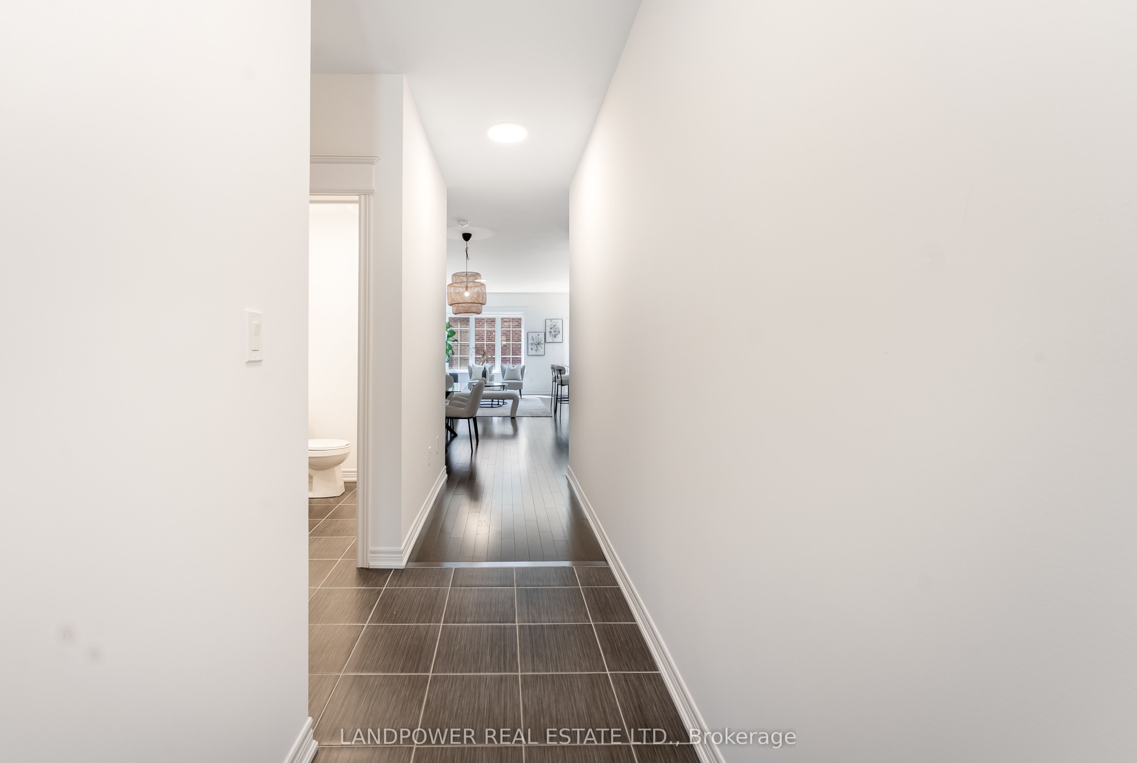 11 Bellflower Lane Property Photo 3