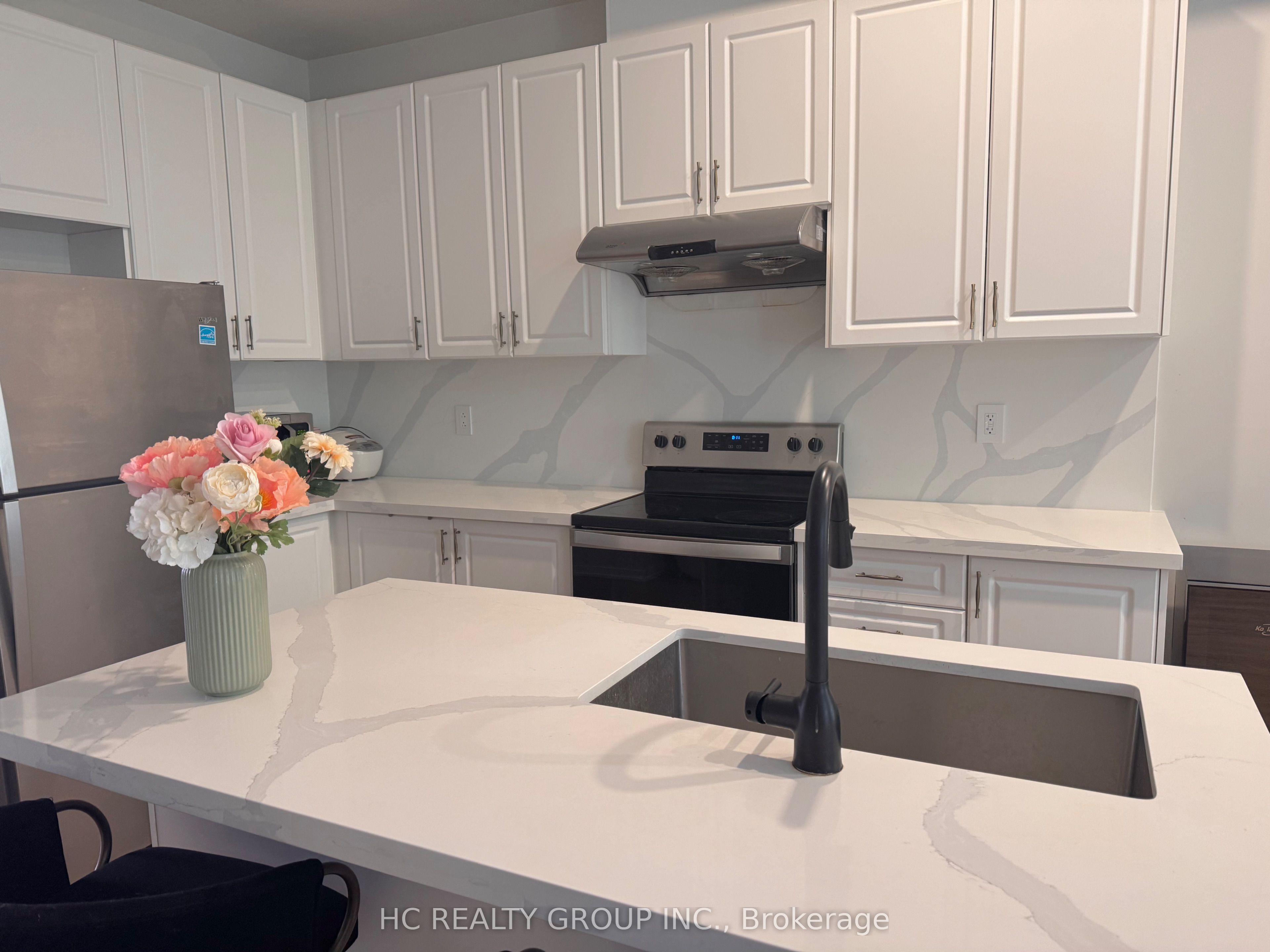 58 Pantheon Lane Property Photo 6